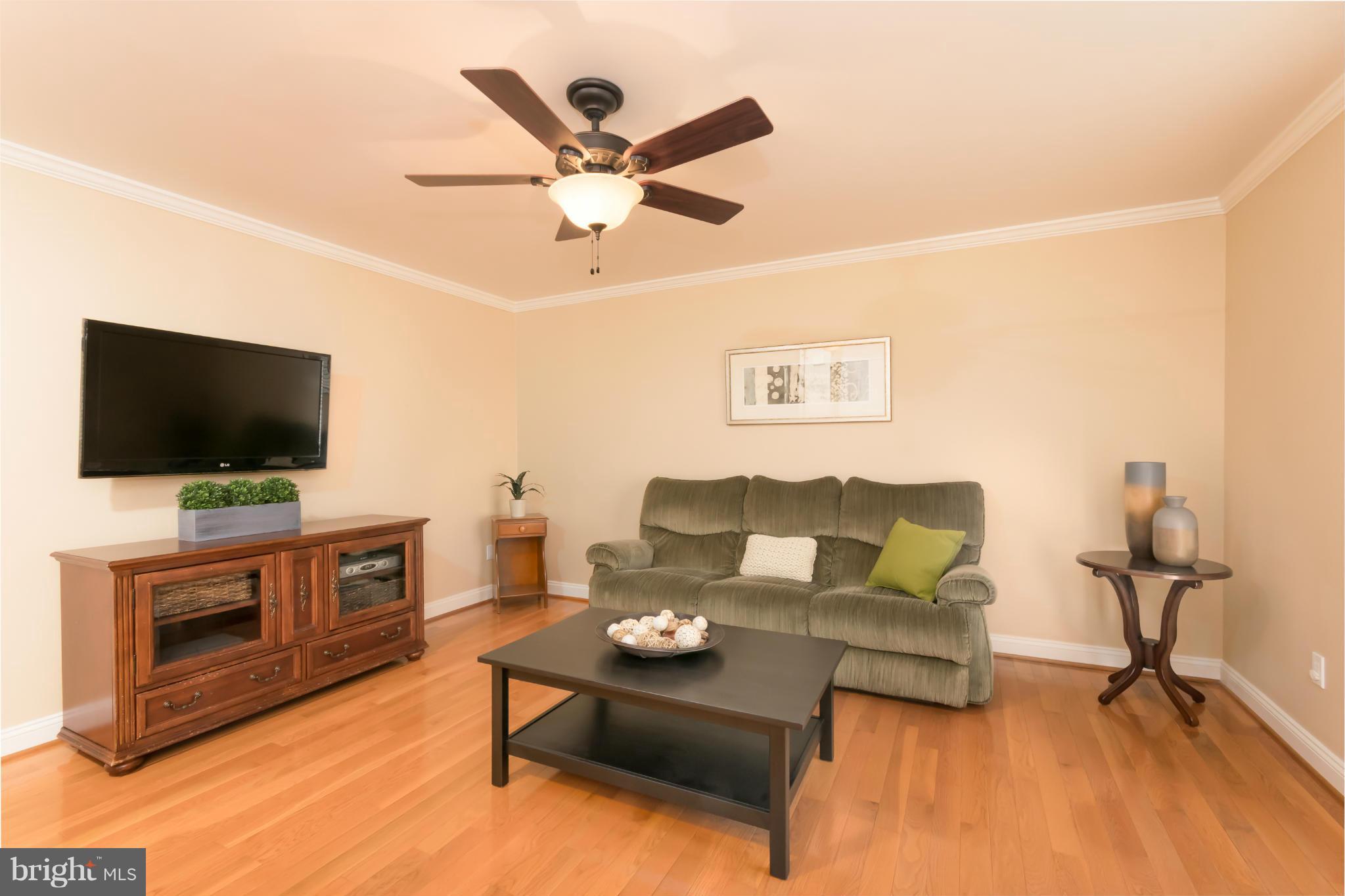 POTOMAC LAKES - Residential