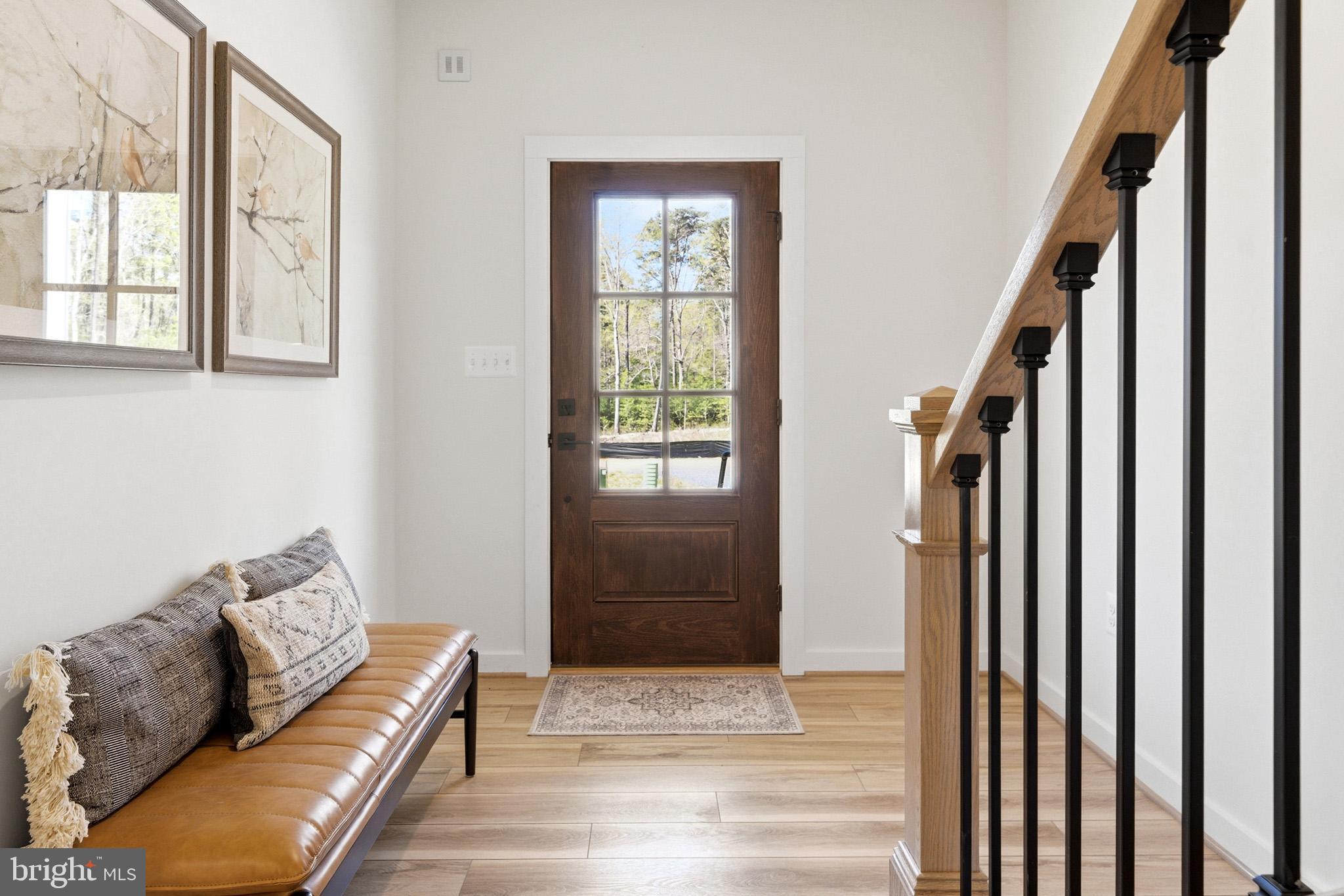 HAWKS NEST - Residential