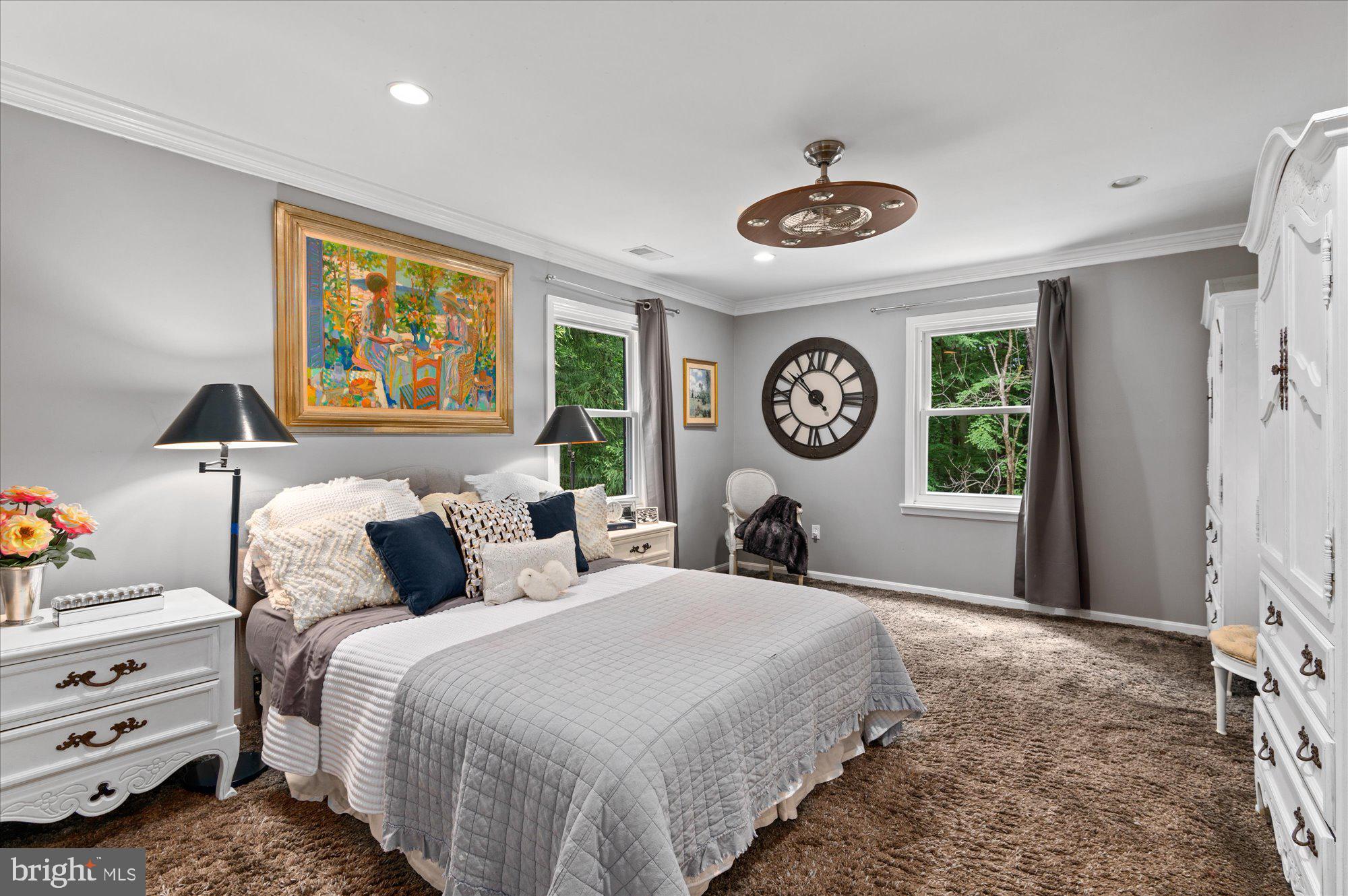 POTOMAC OUTSIDE - Residential