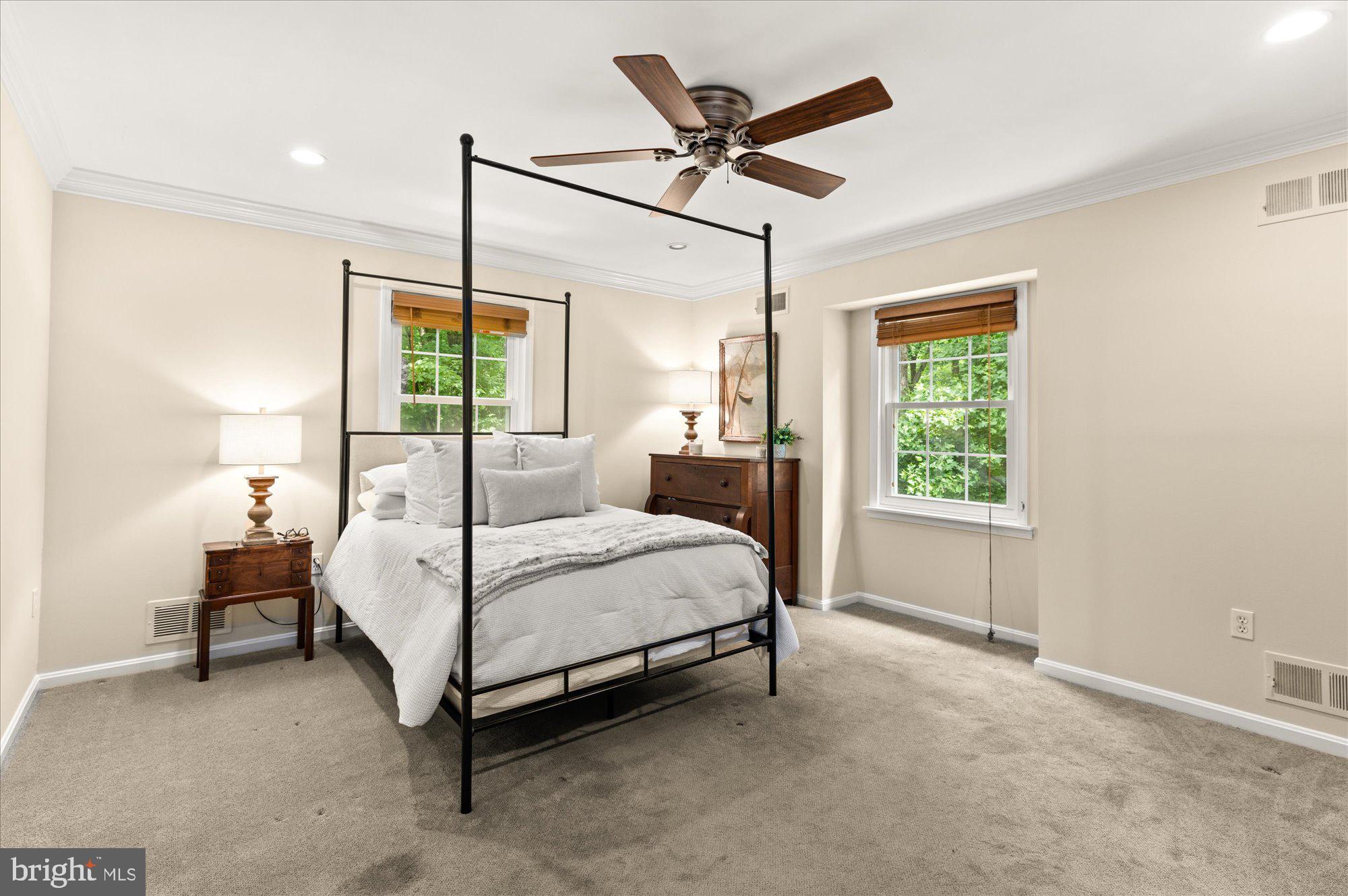 POTOMAC OUTSIDE - Residential