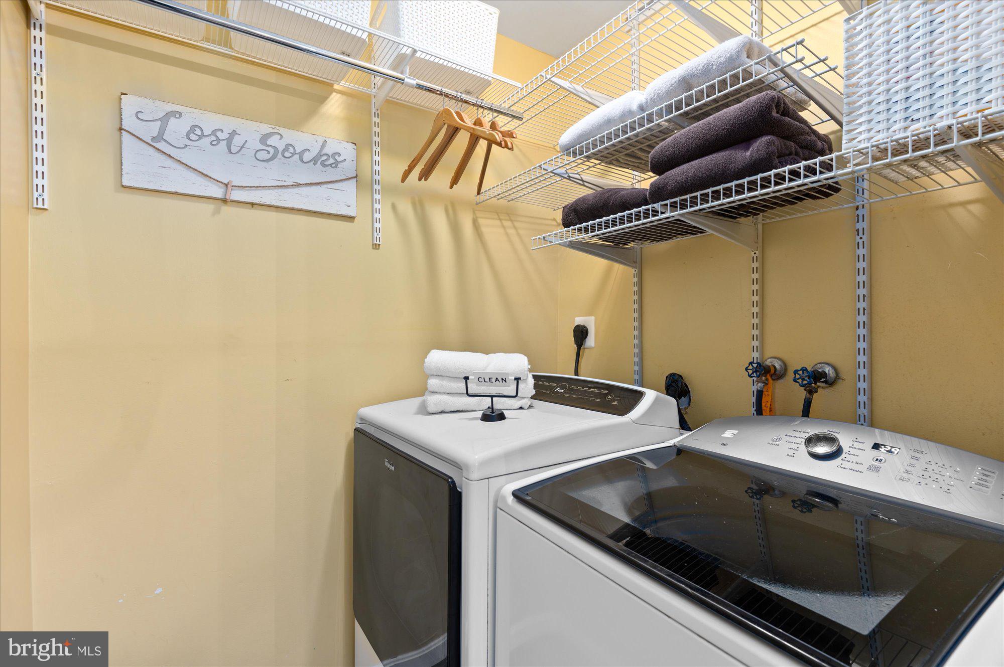 POTOMAC OUTSIDE - Residential