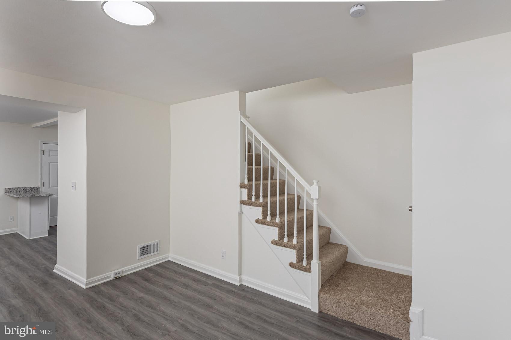 EASTWOOD - Residential