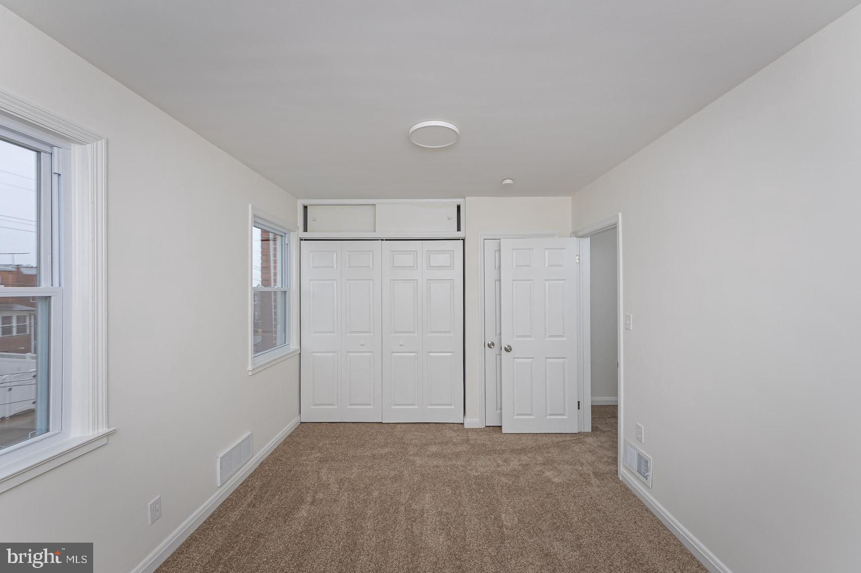 EASTWOOD - Residential