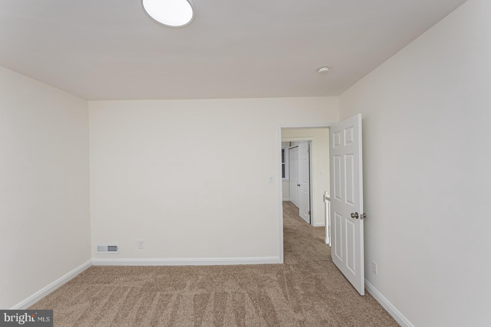 EASTWOOD - Residential