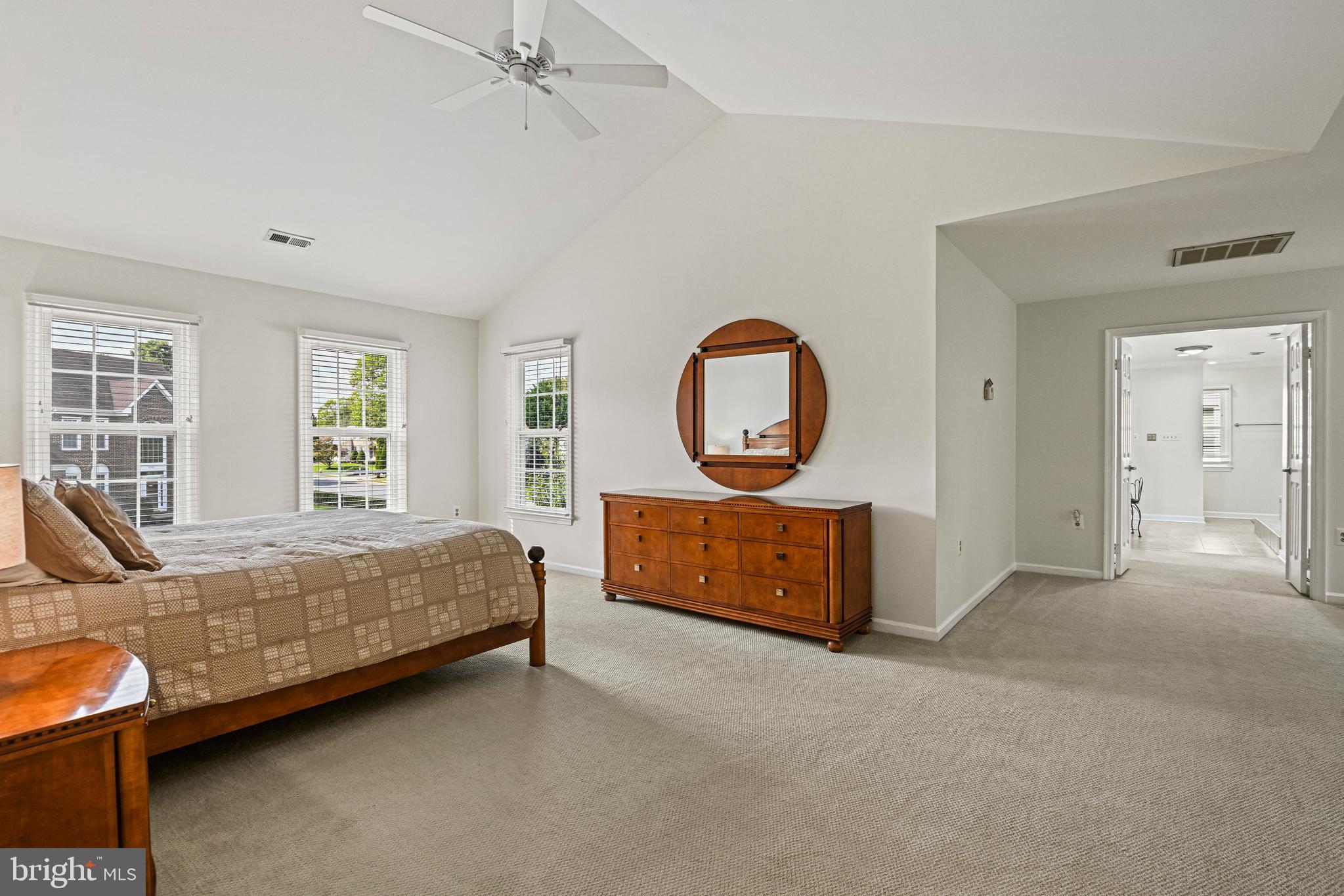 CHANTILLY HIGHLANDS - Residential