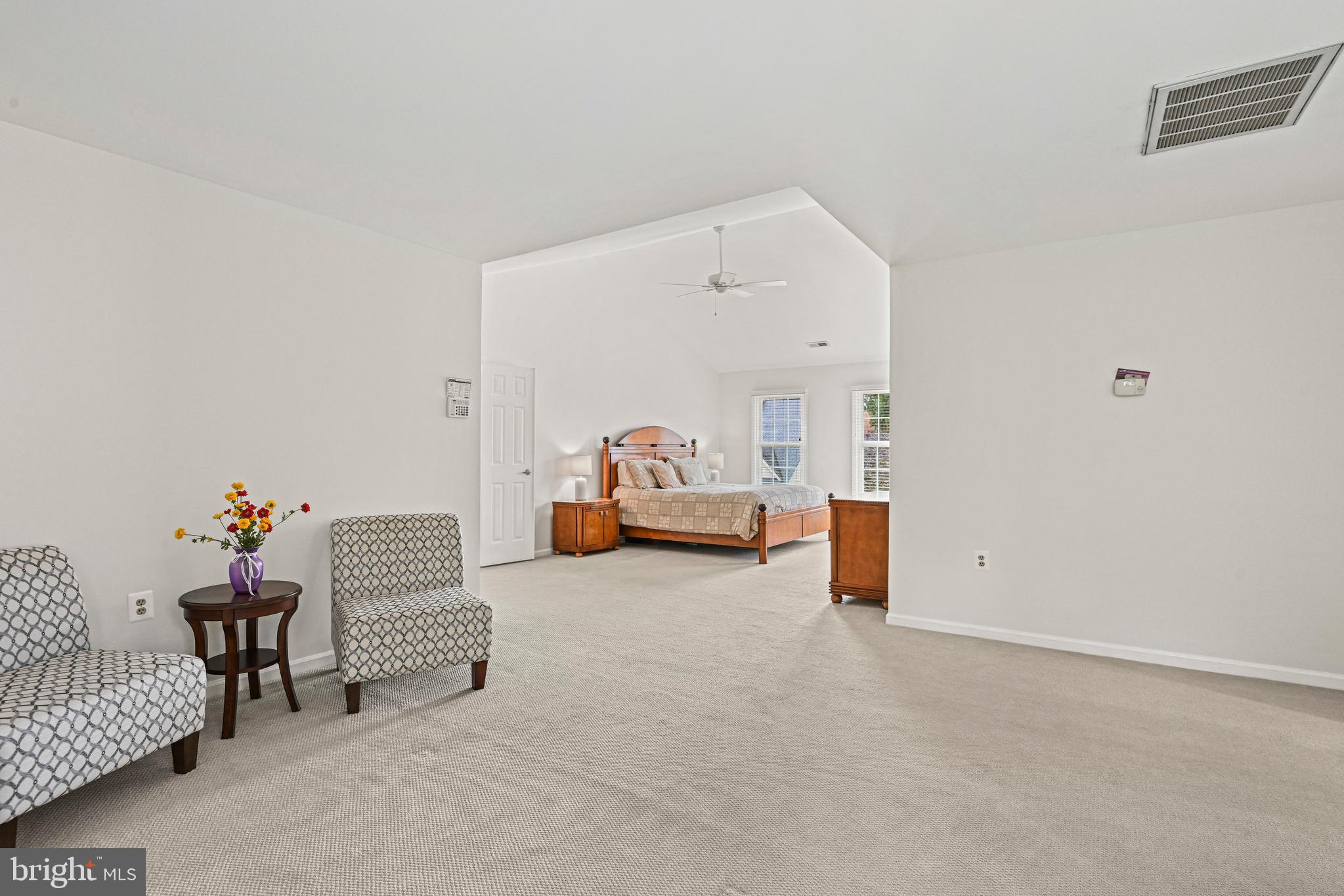 CHANTILLY HIGHLANDS - Residential