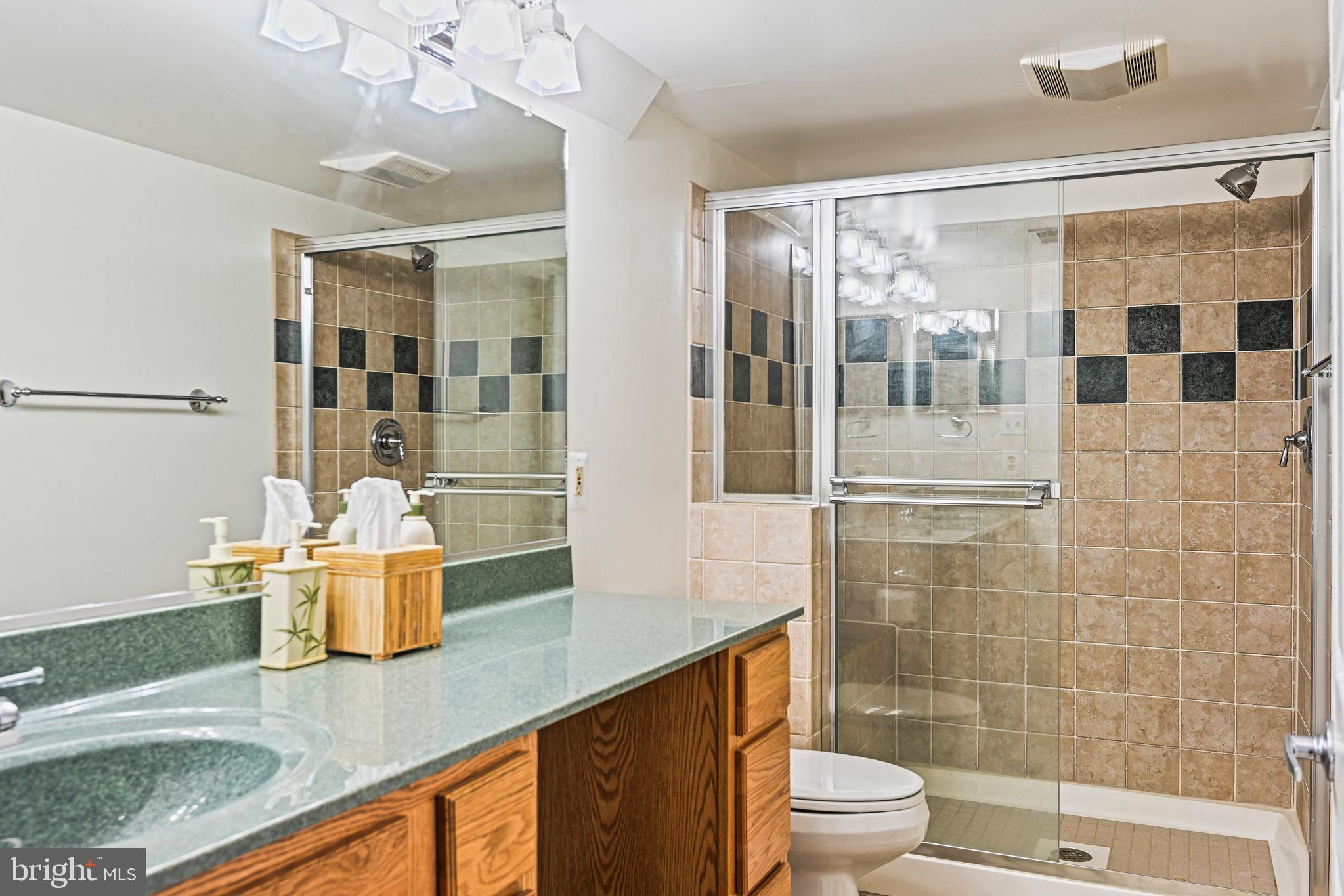 CHANTILLY HIGHLANDS - Residential