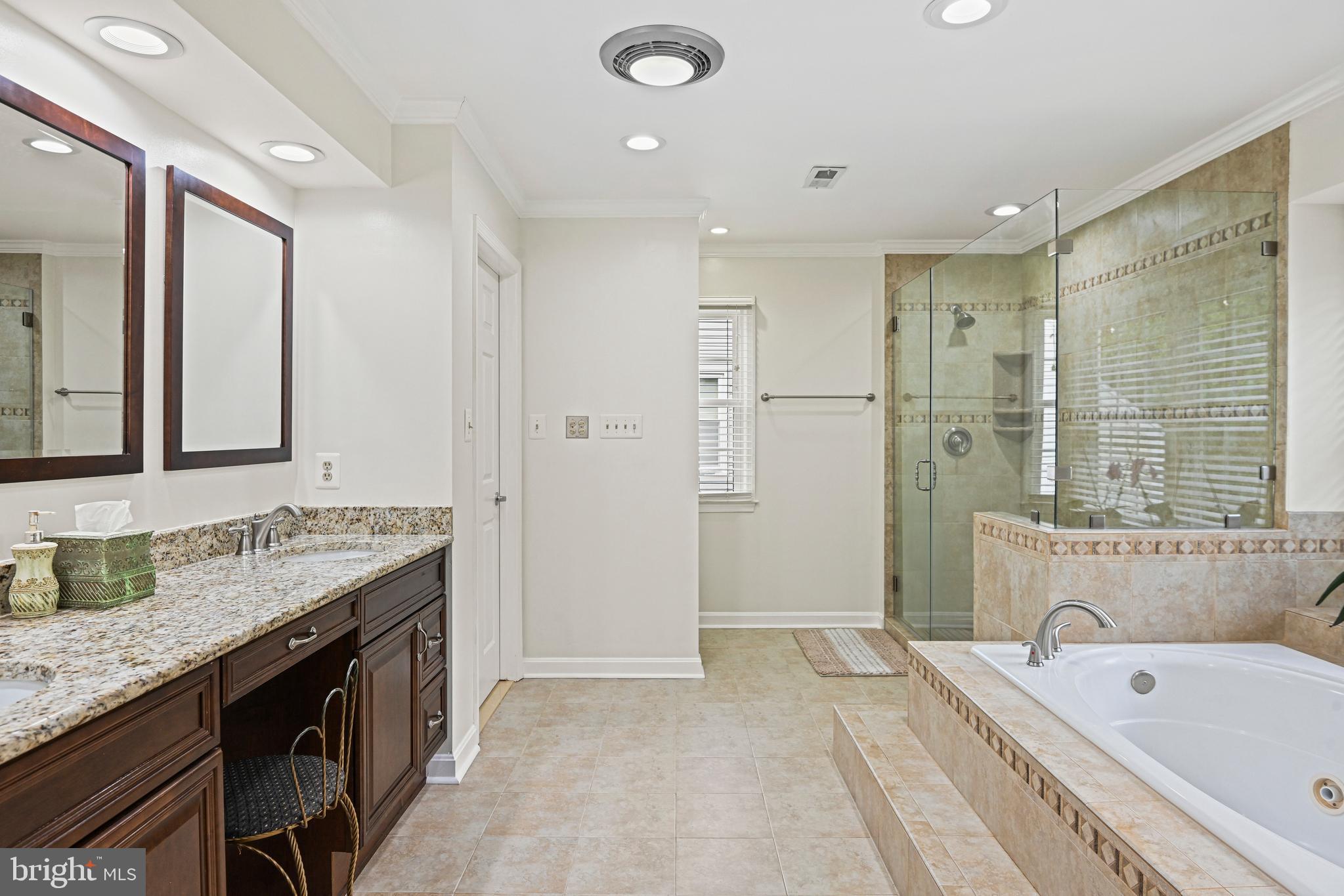 CHANTILLY HIGHLANDS - Residential