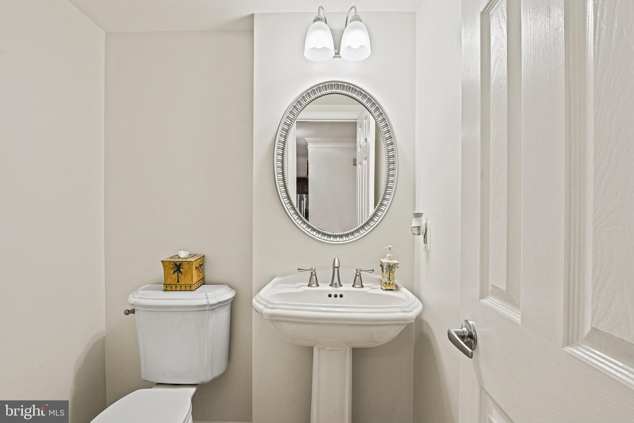 CHANTILLY HIGHLANDS - Residential