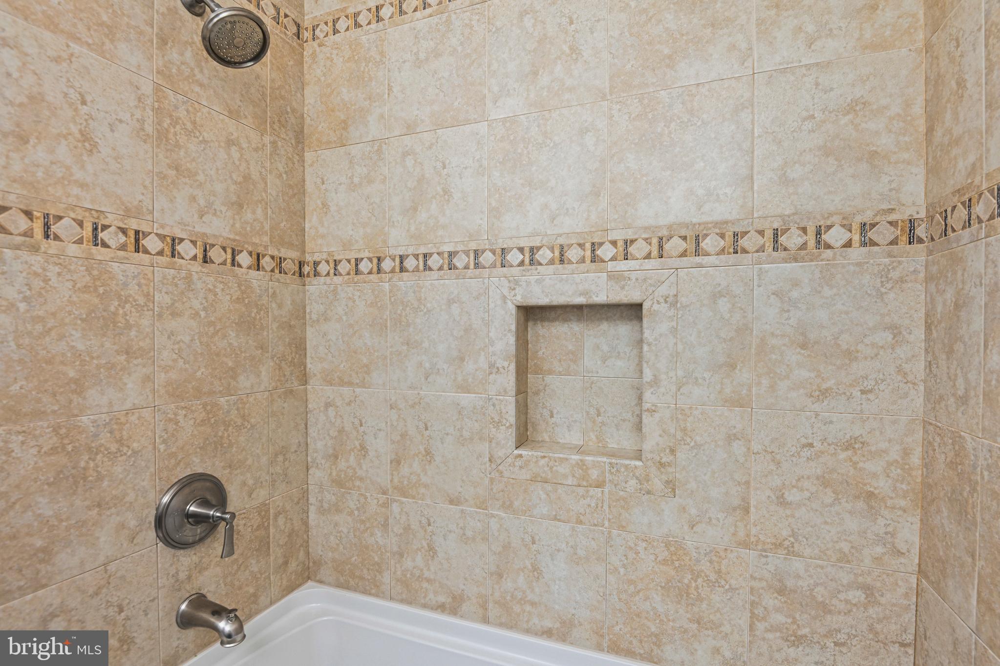 CHANTILLY HIGHLANDS - Residential