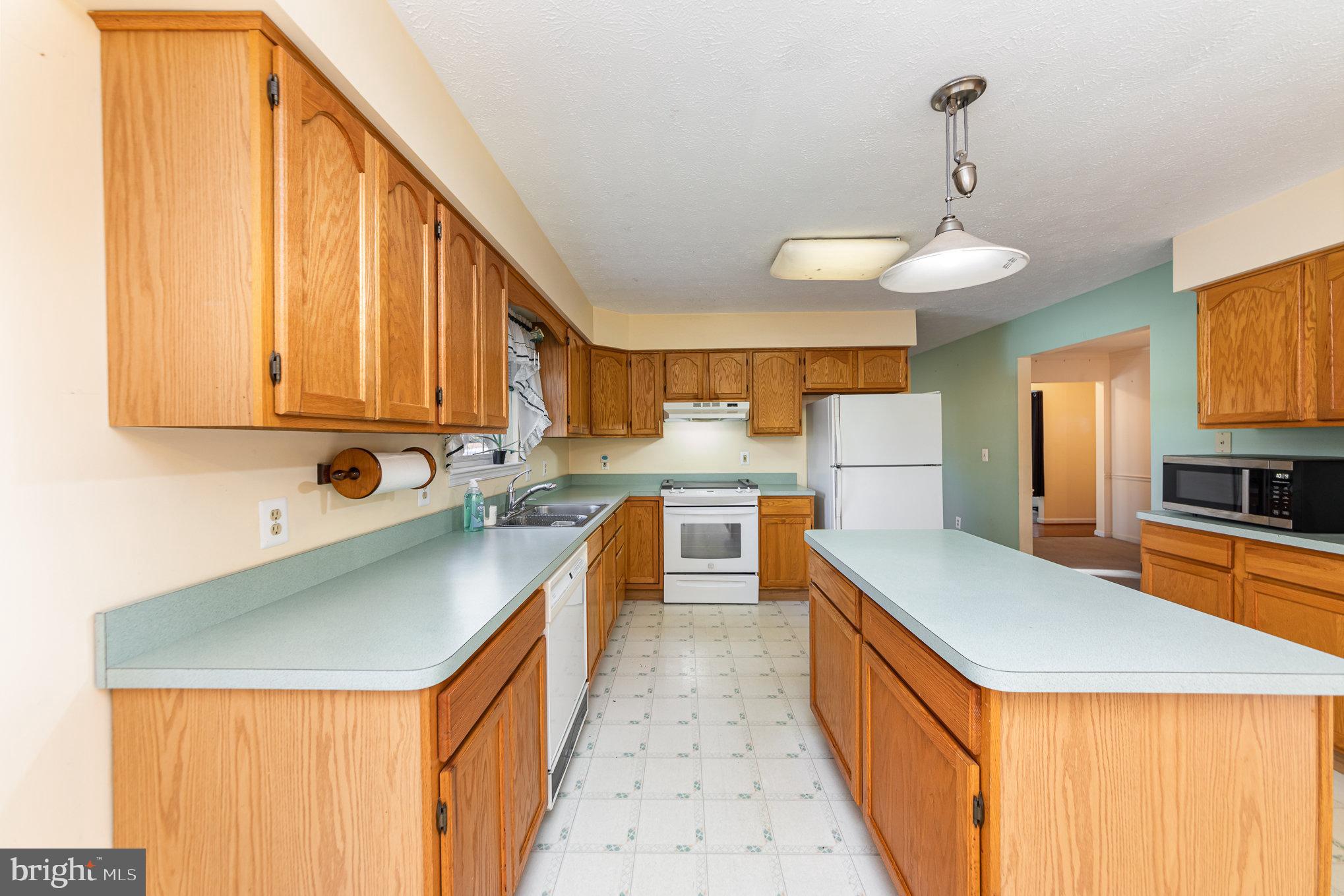 PLAINVIEW GARDENS SUB - Residential