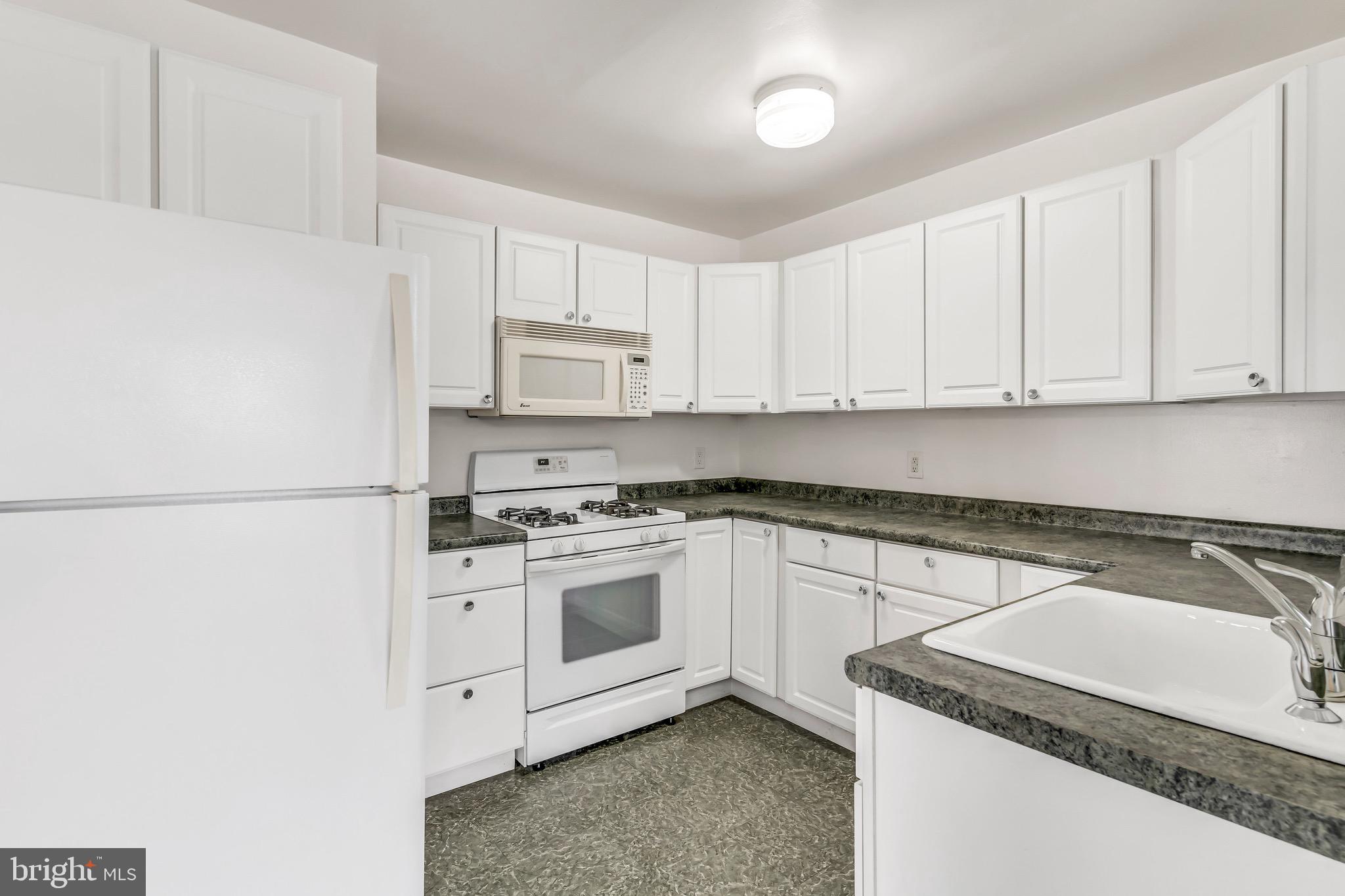 CARMODY HILLS - Residential