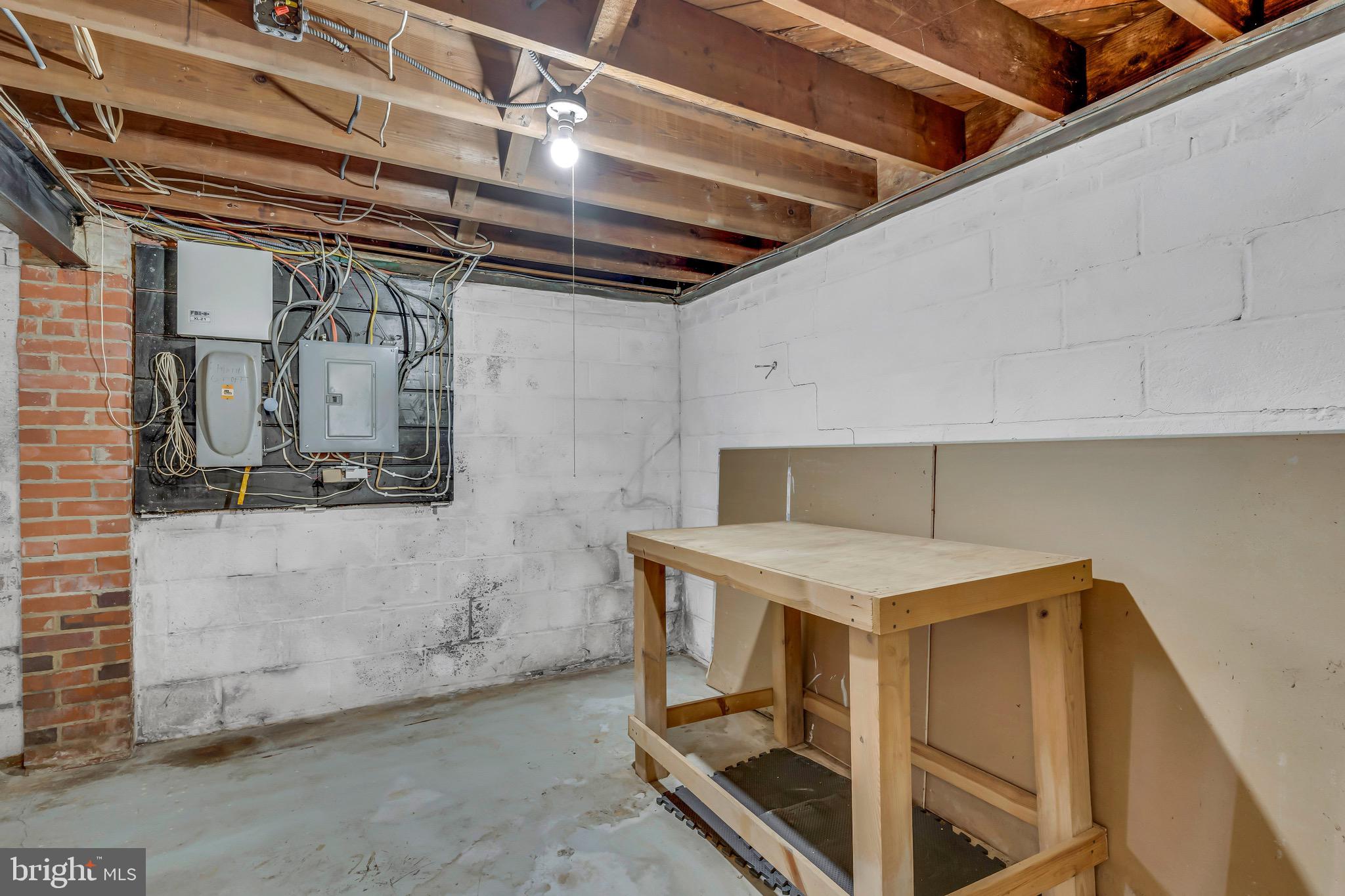 CARMODY HILLS - Residential