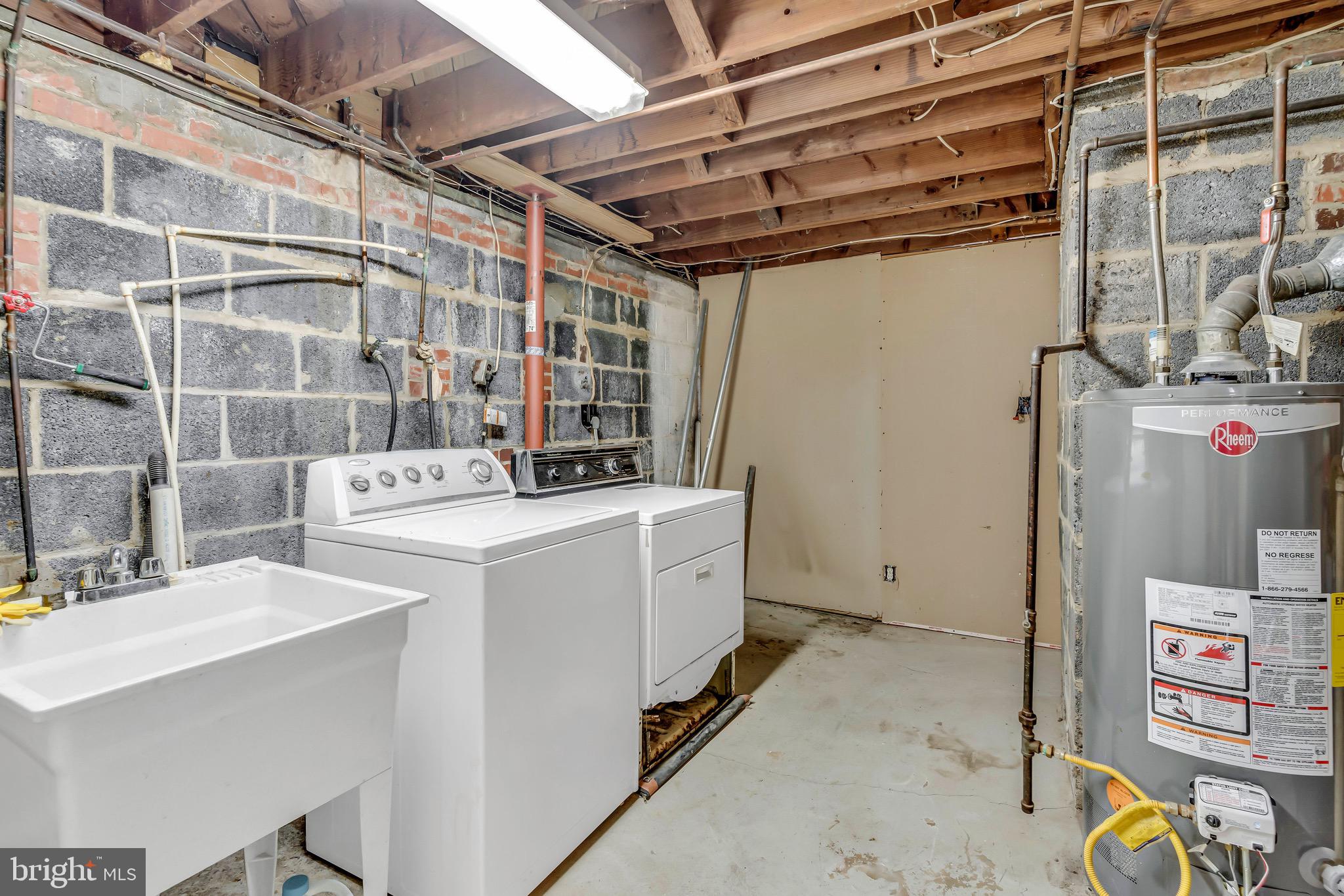 CARMODY HILLS - Residential