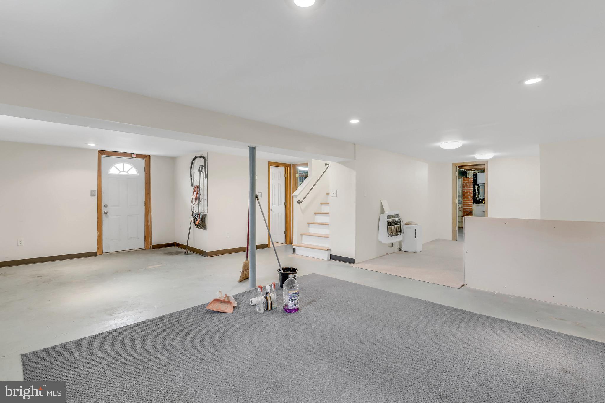 CARMODY HILLS - Residential