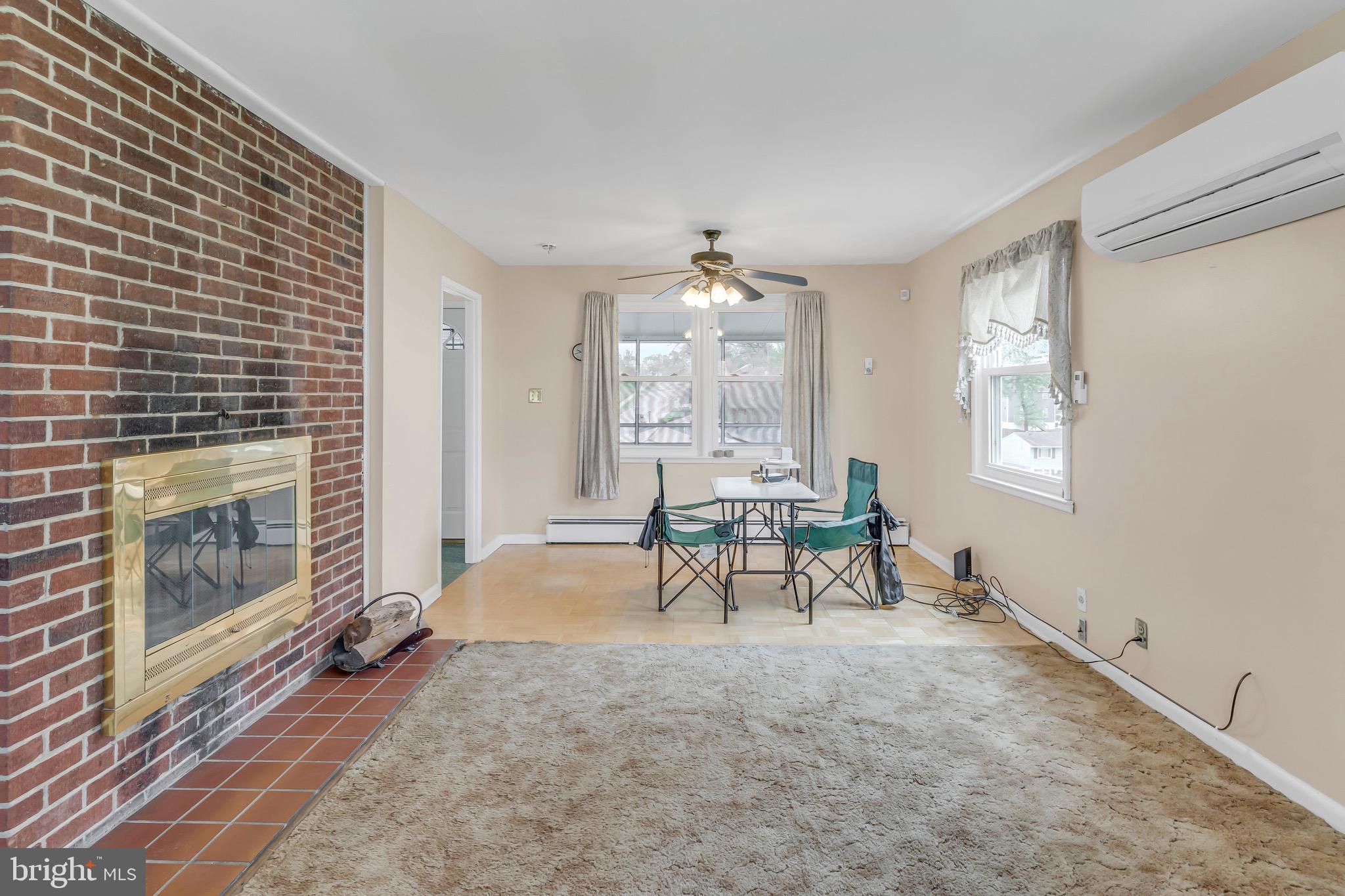 CARMODY HILLS - Residential