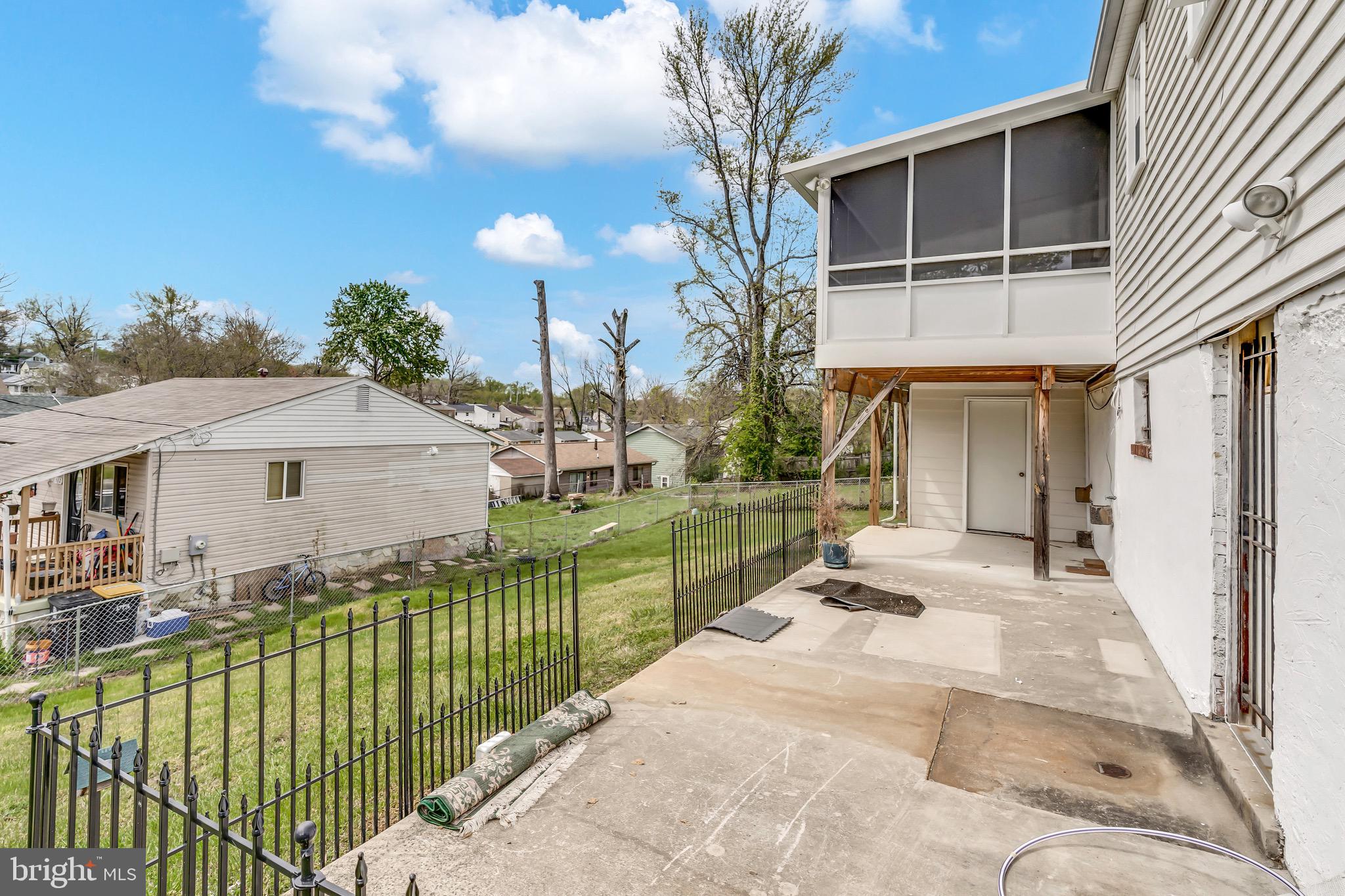 CARMODY HILLS - Residential