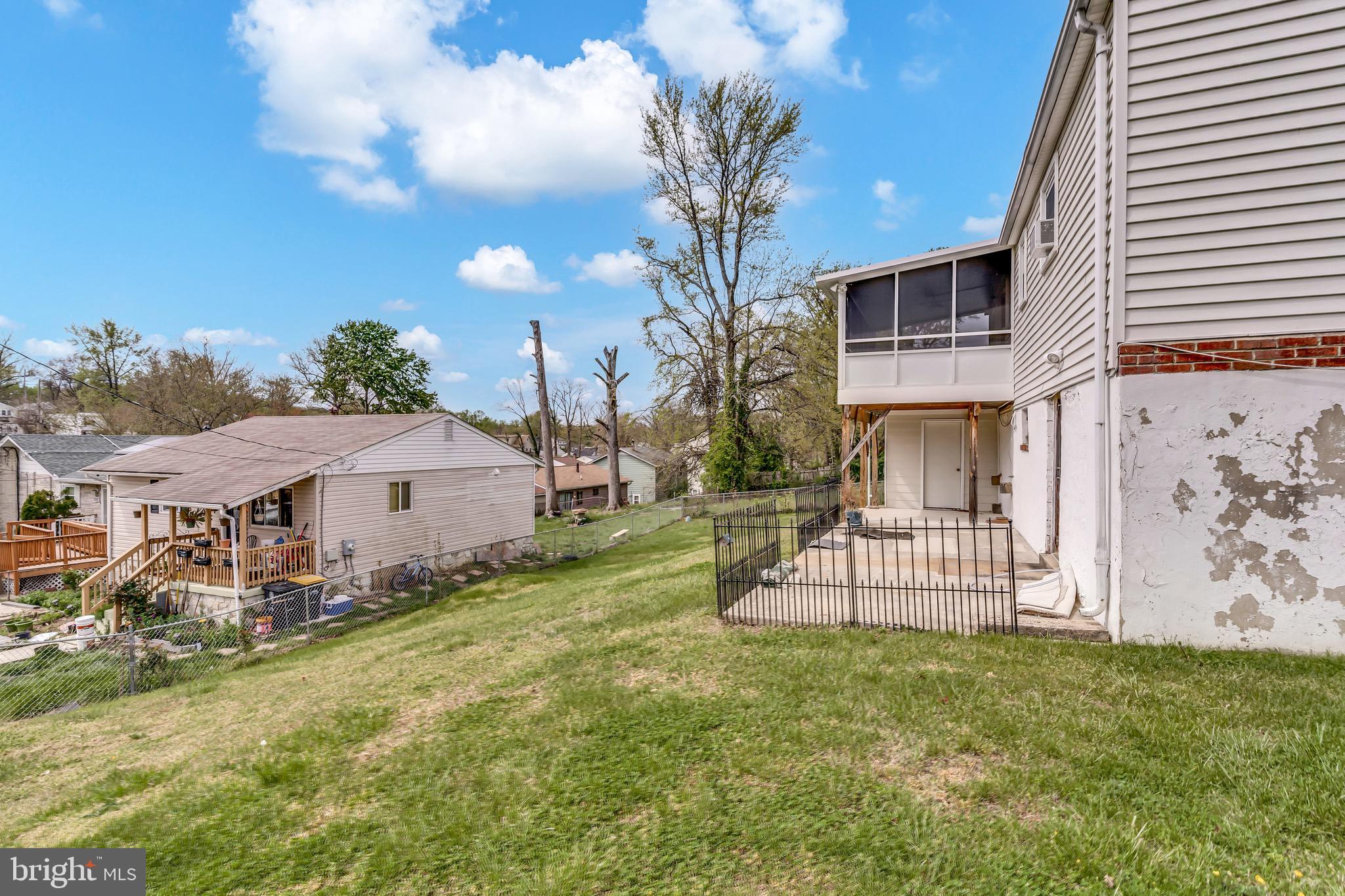 CARMODY HILLS - Residential