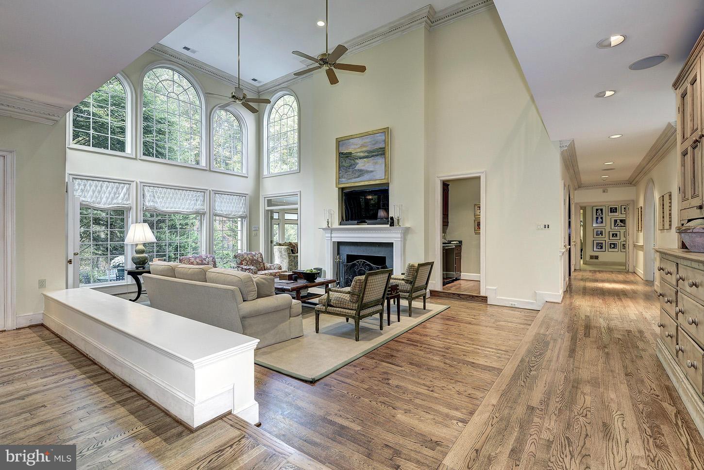 THE COURTS - Residential