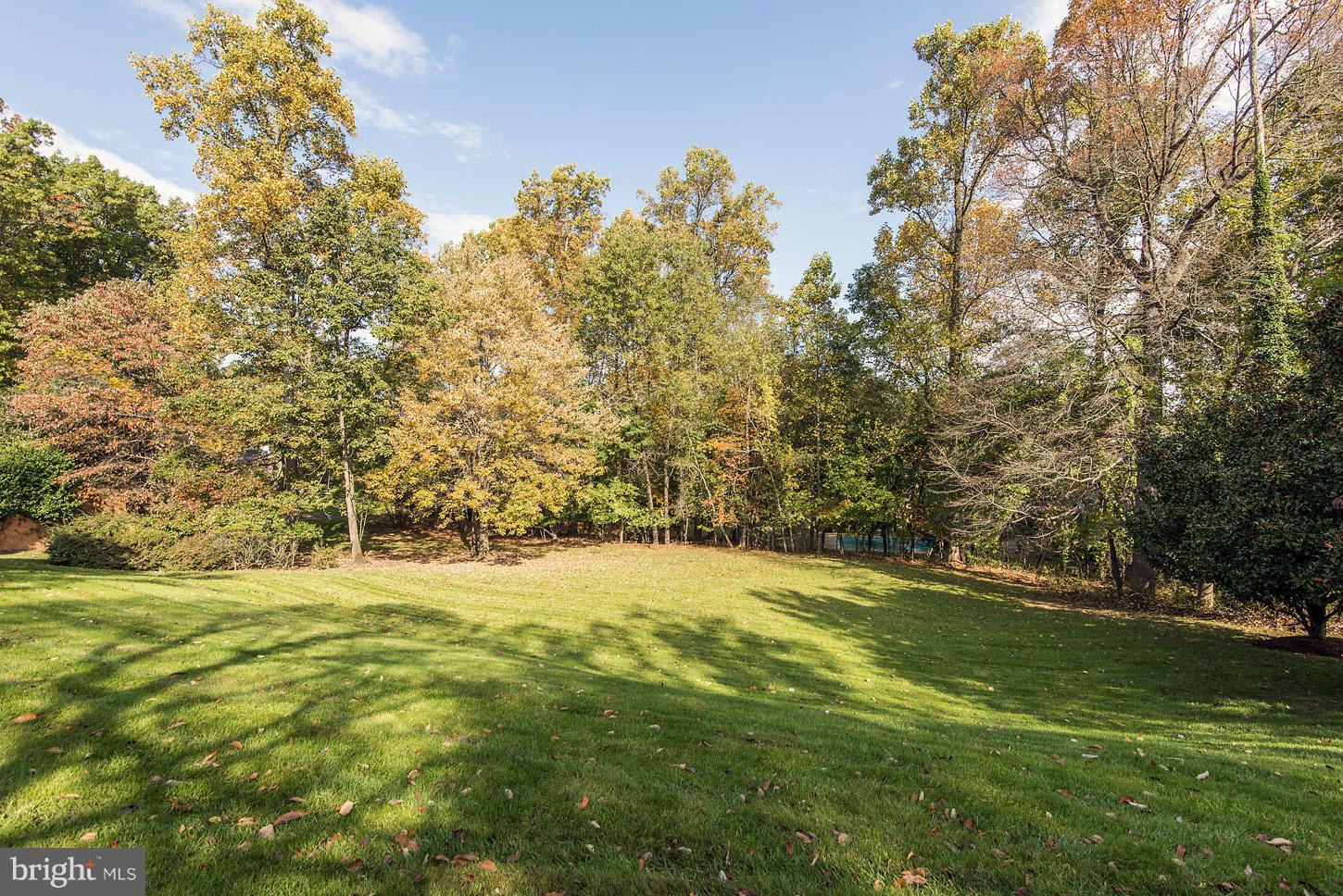 THE COURTS - Residential