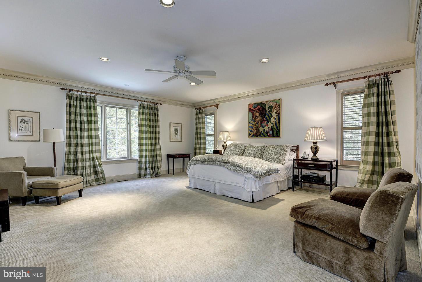 THE COURTS - Residential