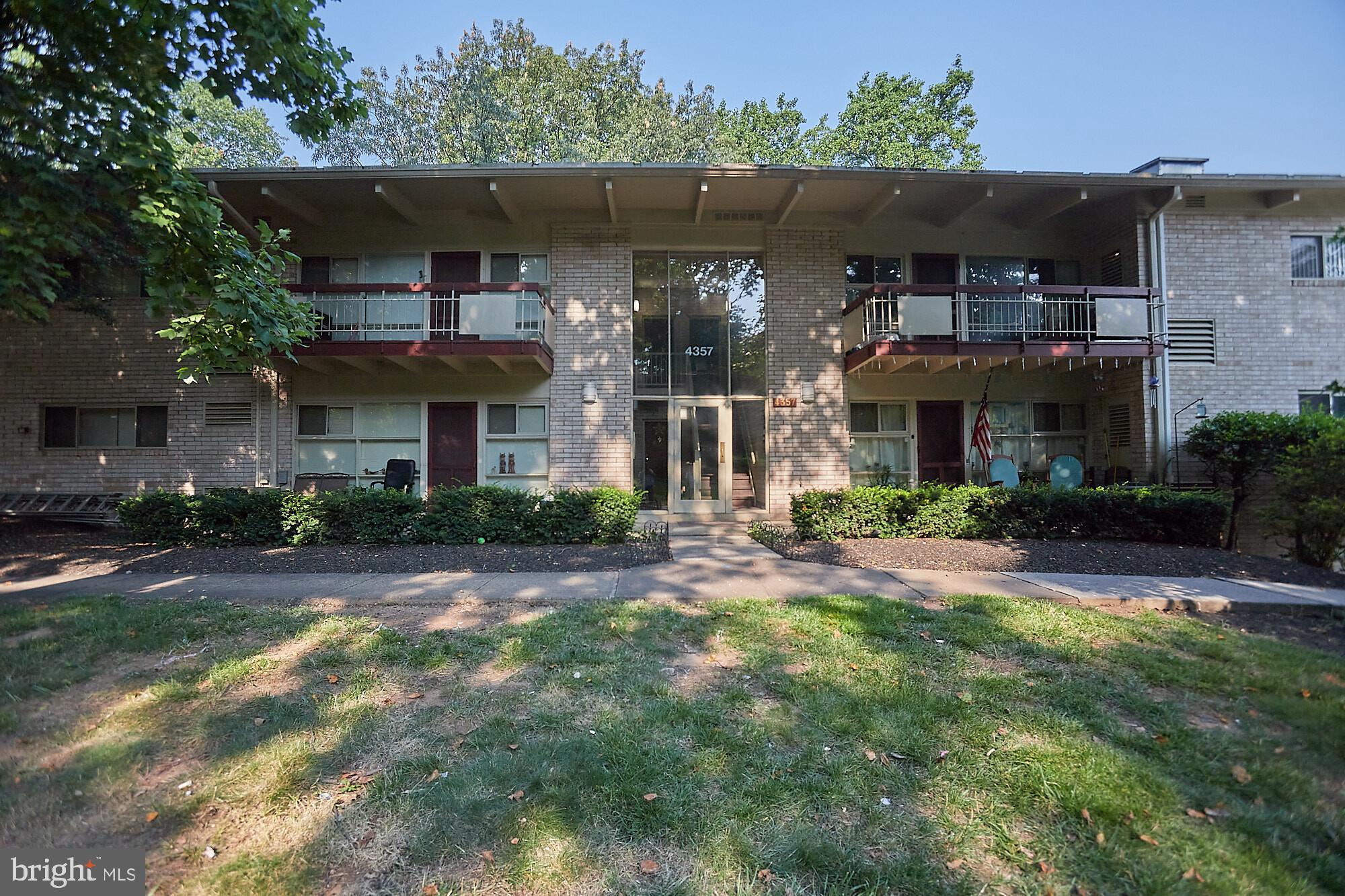 HERITAGE WOODS - Residential Lease