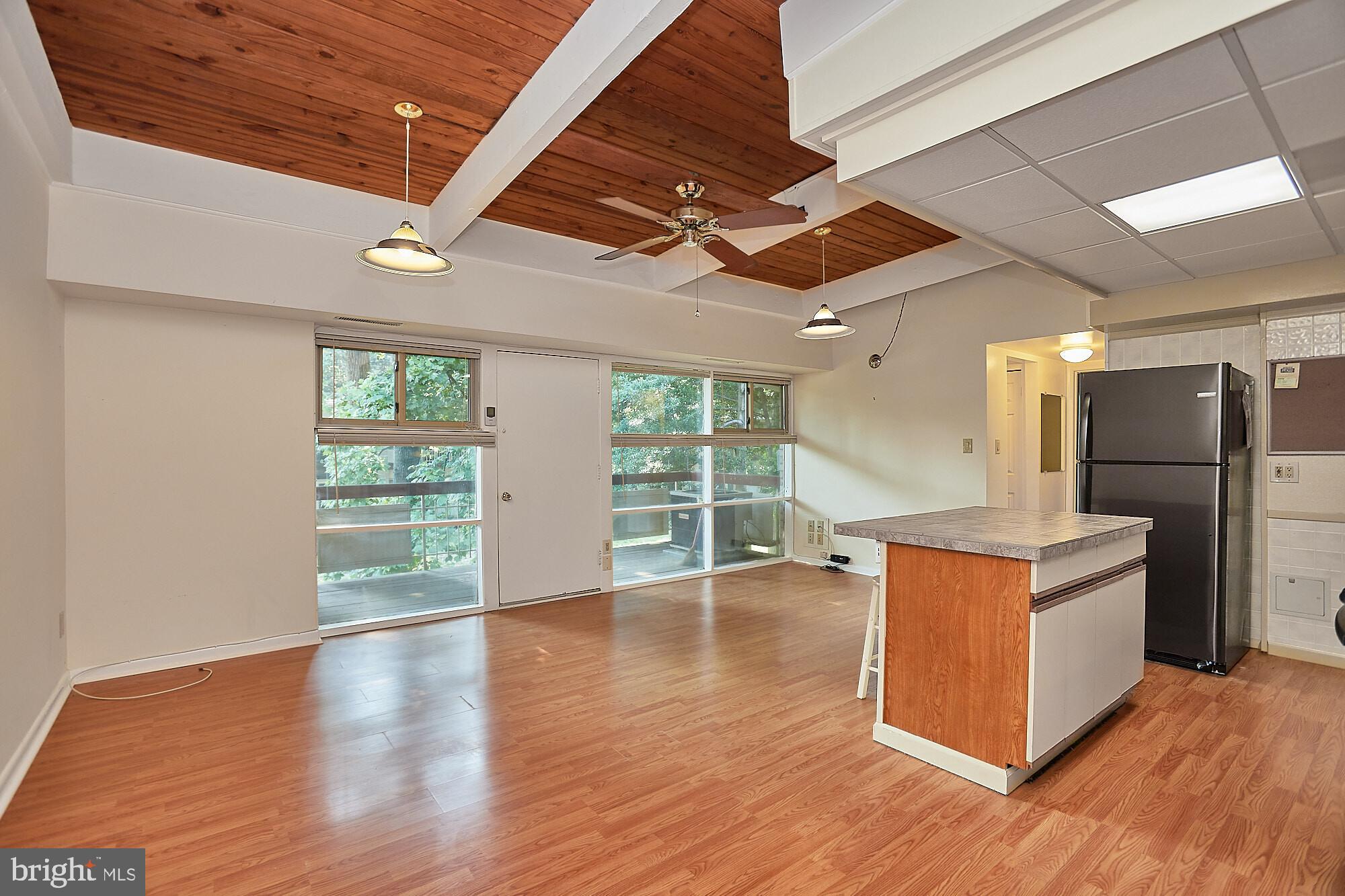 HERITAGE WOODS - Residential Lease