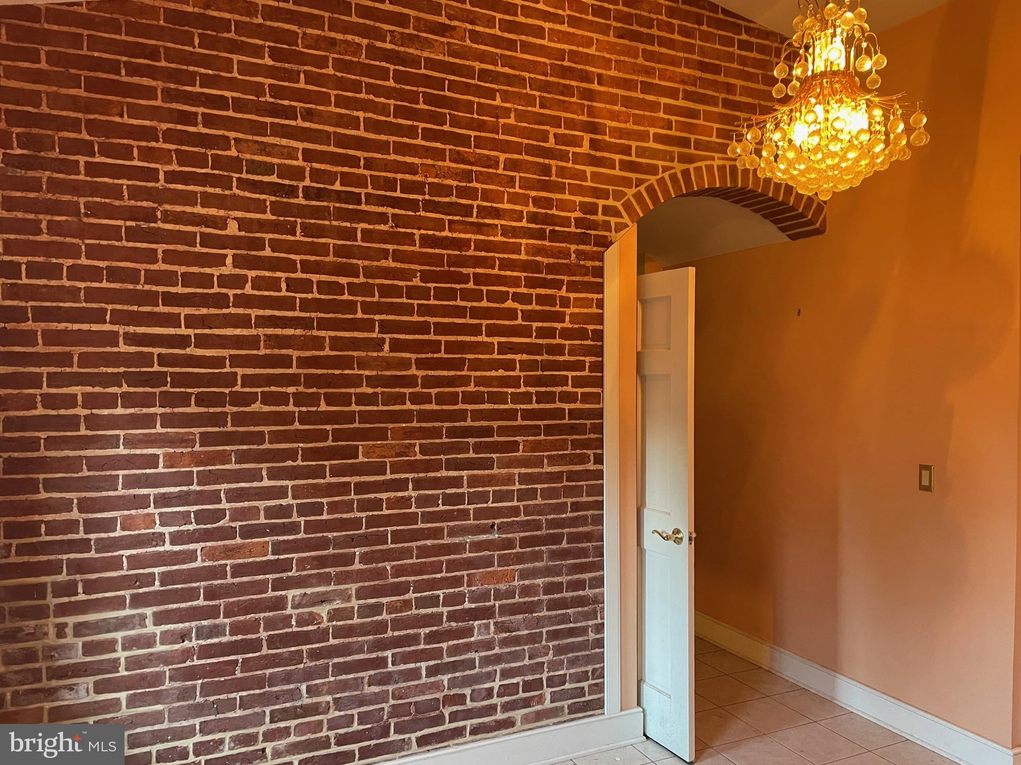 2860 YELLOW GOOSE ROAD