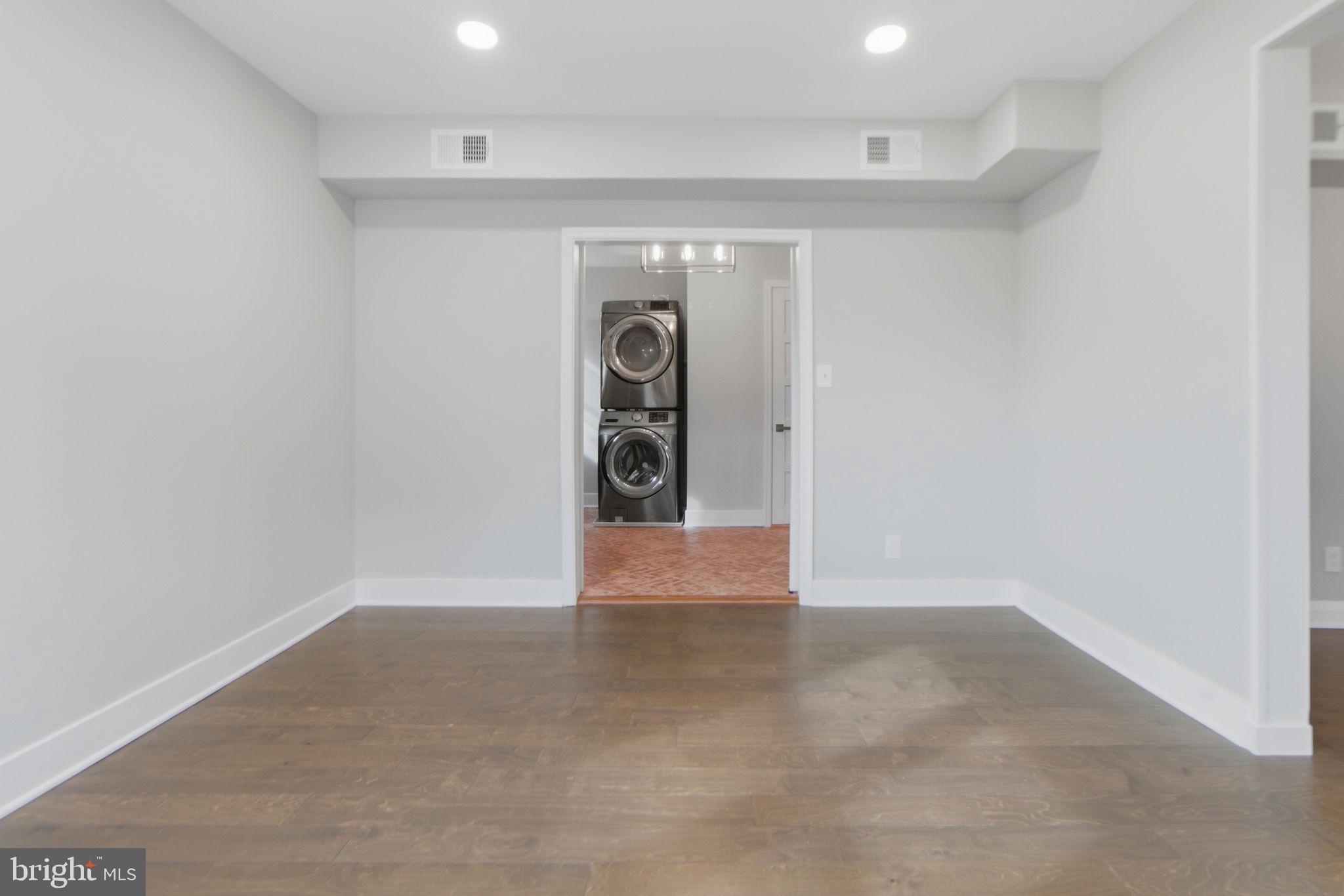 MORGAN PARK - Residential Income