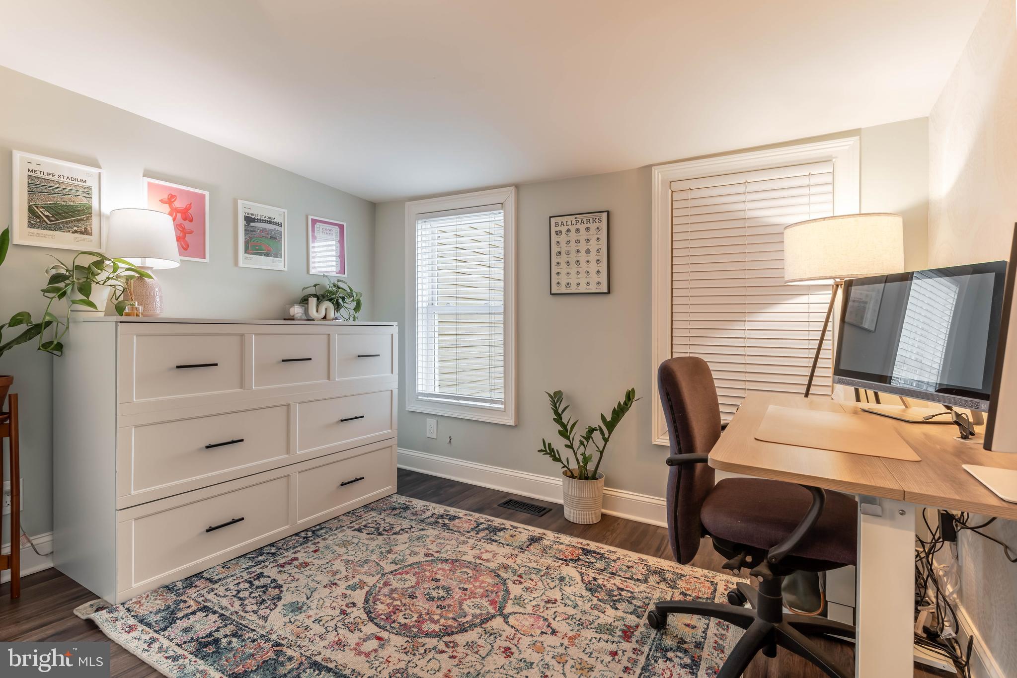 RIVERSIDE - Residential