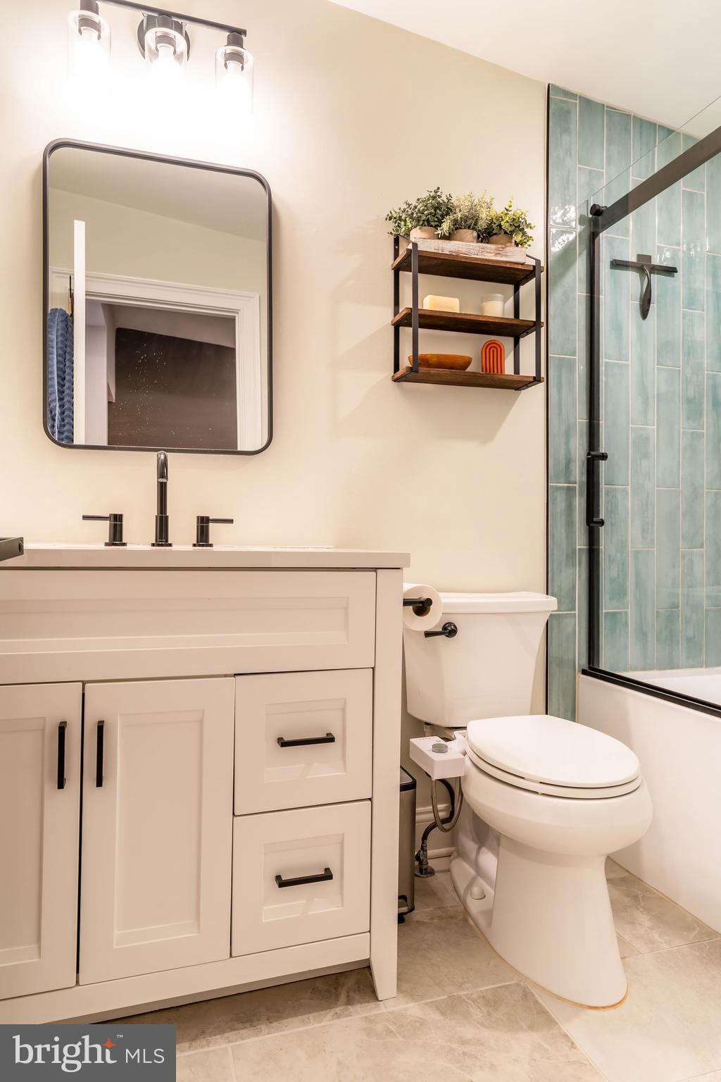 RIVERSIDE - Residential