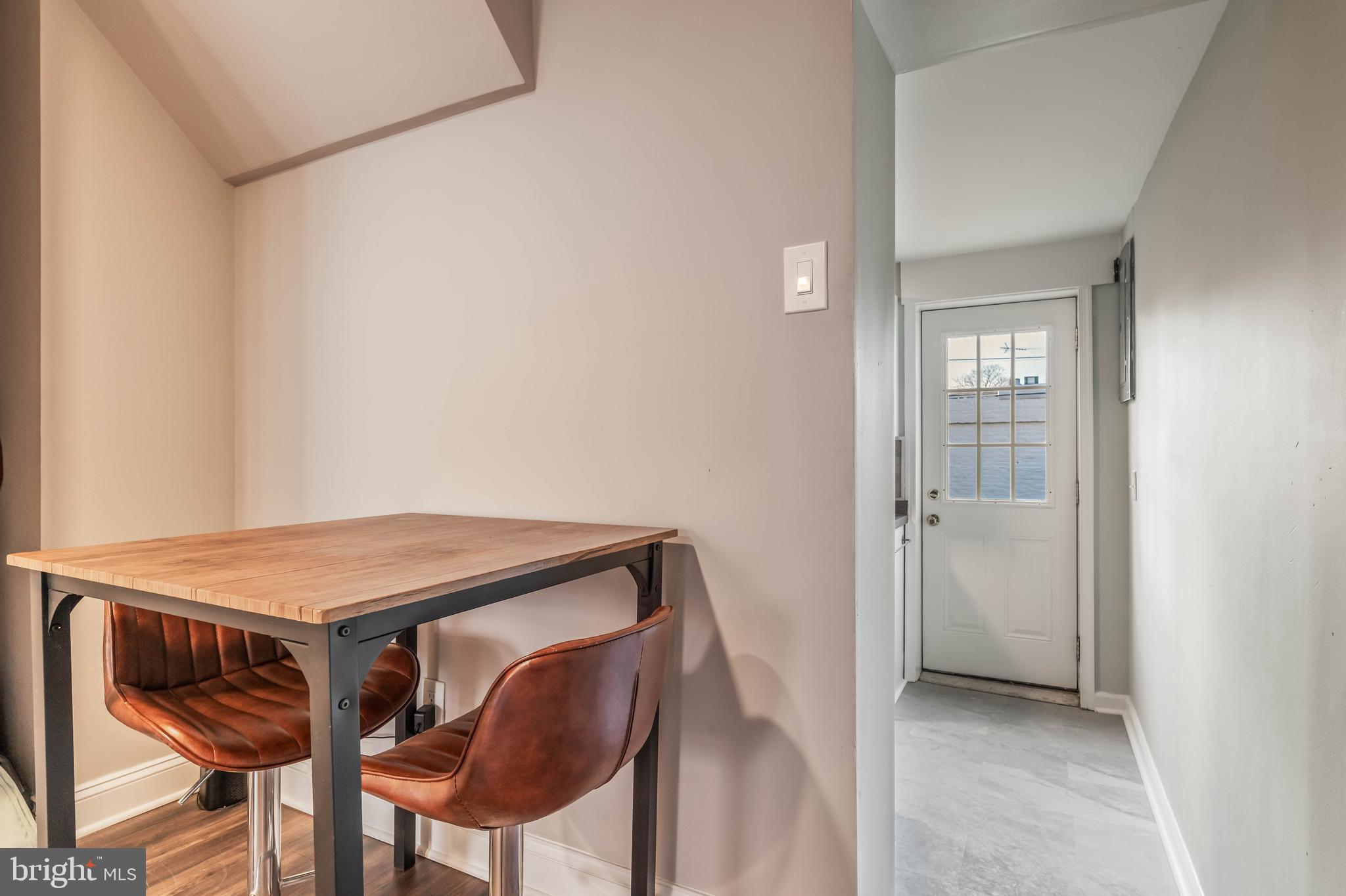 RIVERSIDE - Residential