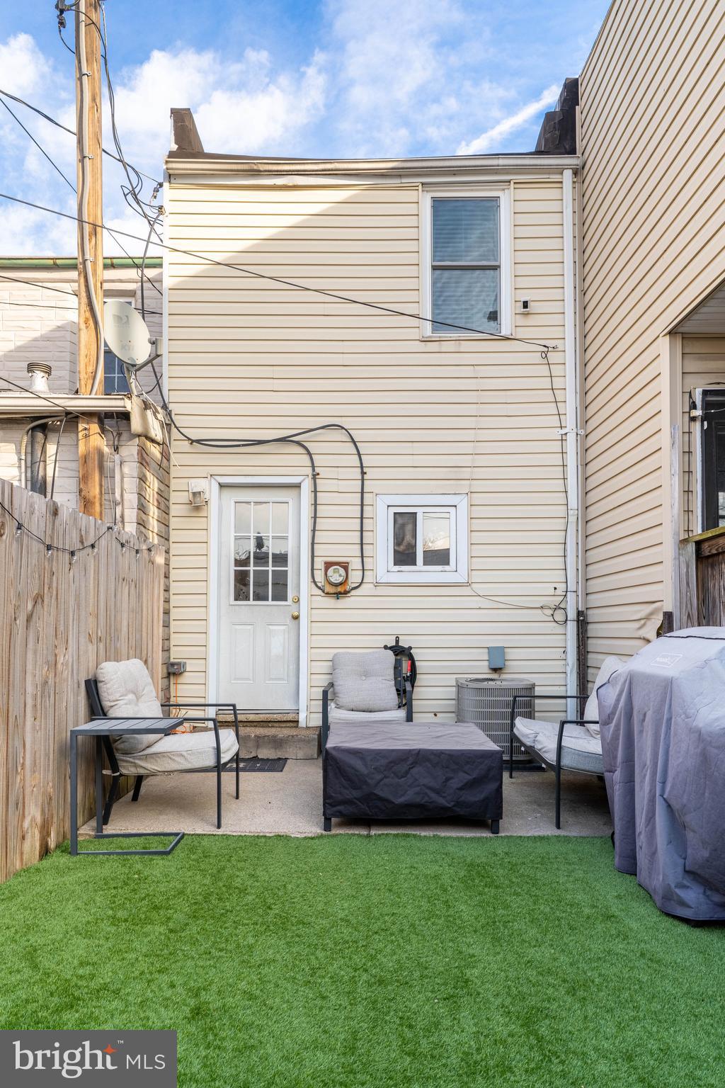 RIVERSIDE - Residential