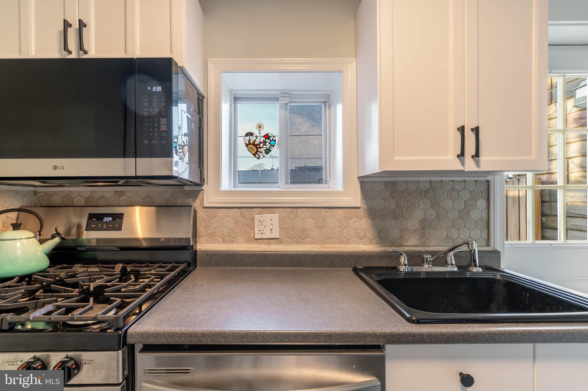 RIVERSIDE - Residential