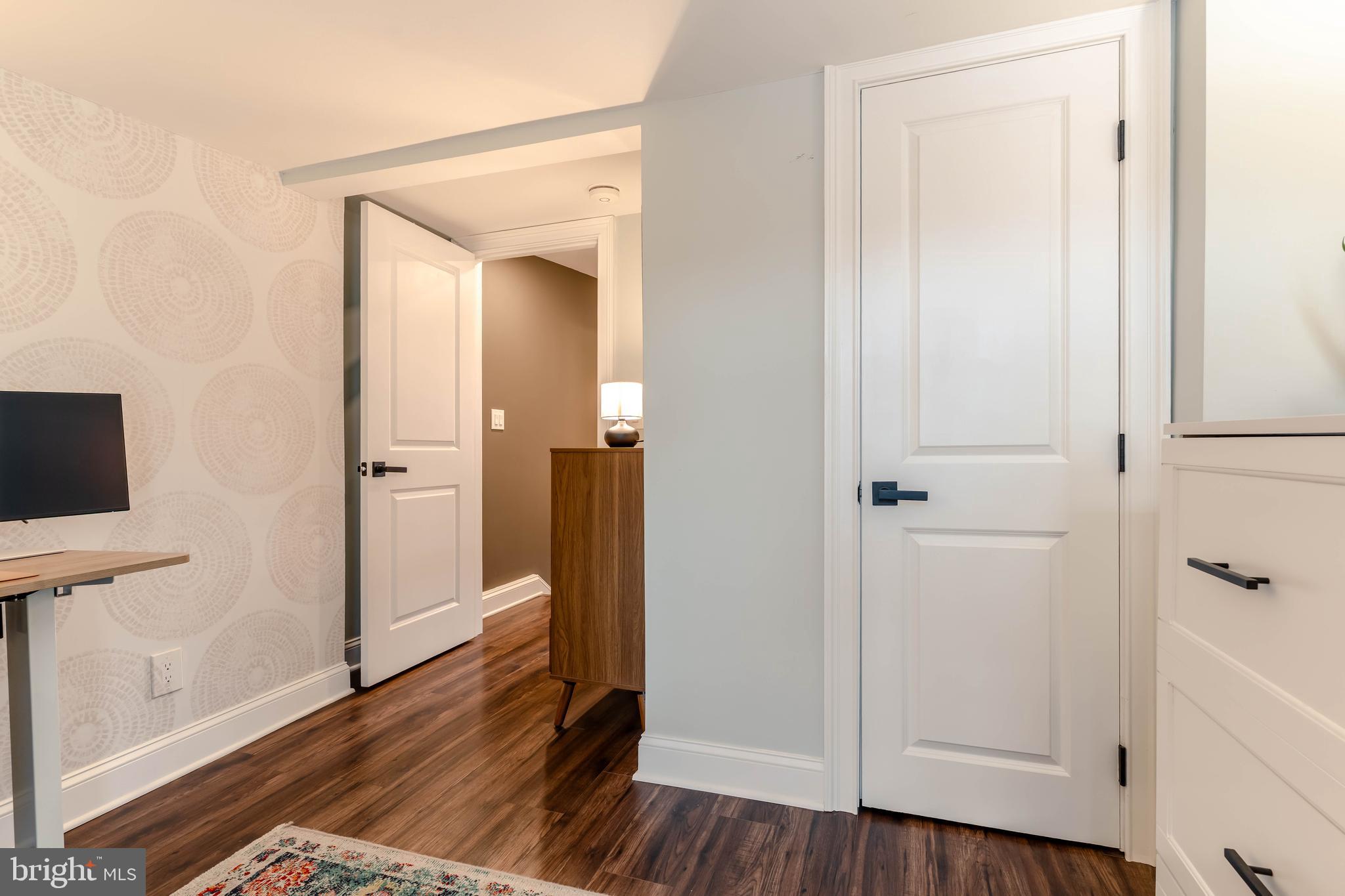 RIVERSIDE - Residential