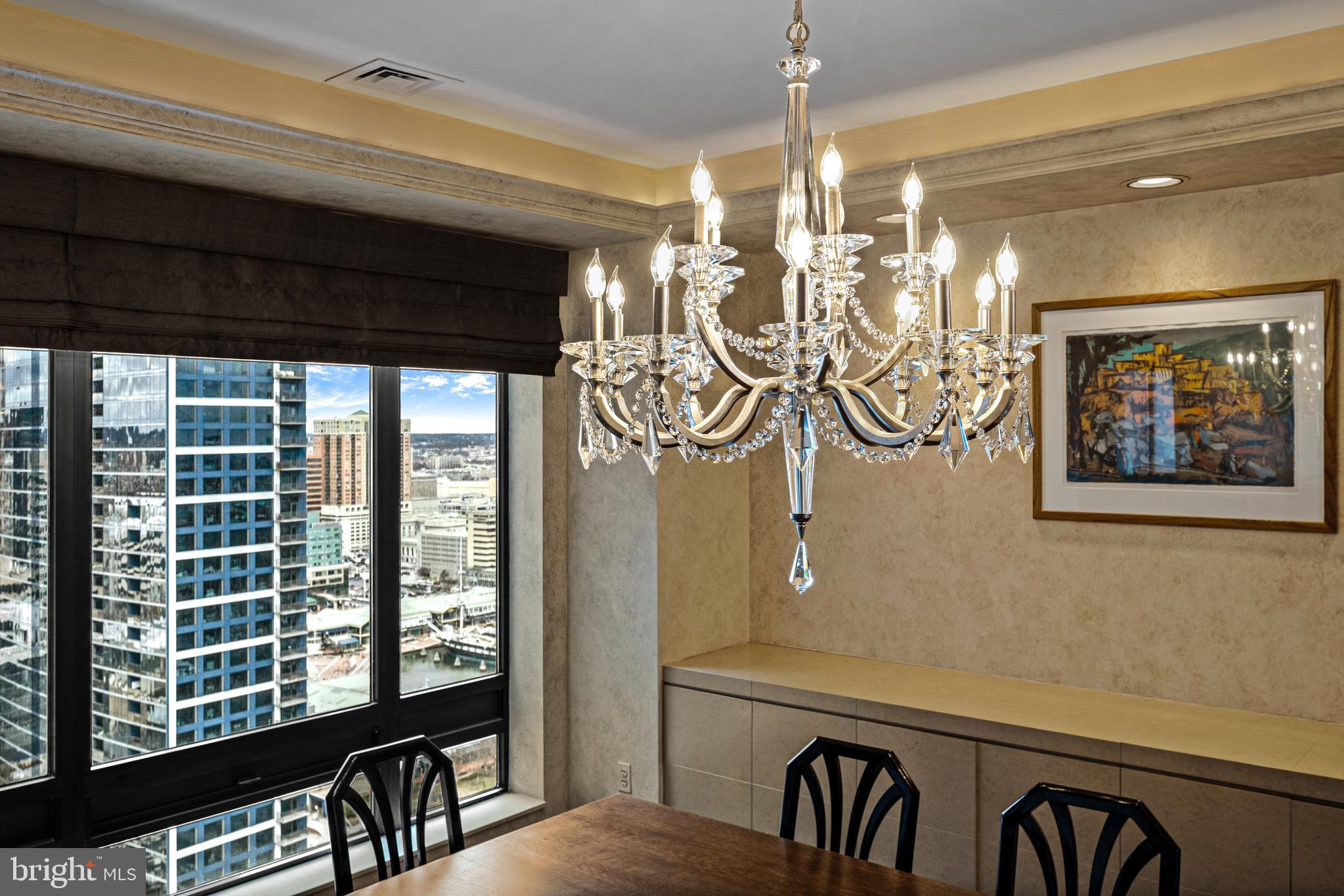 HARBOR COURT CONDOMINIUMS - Residential