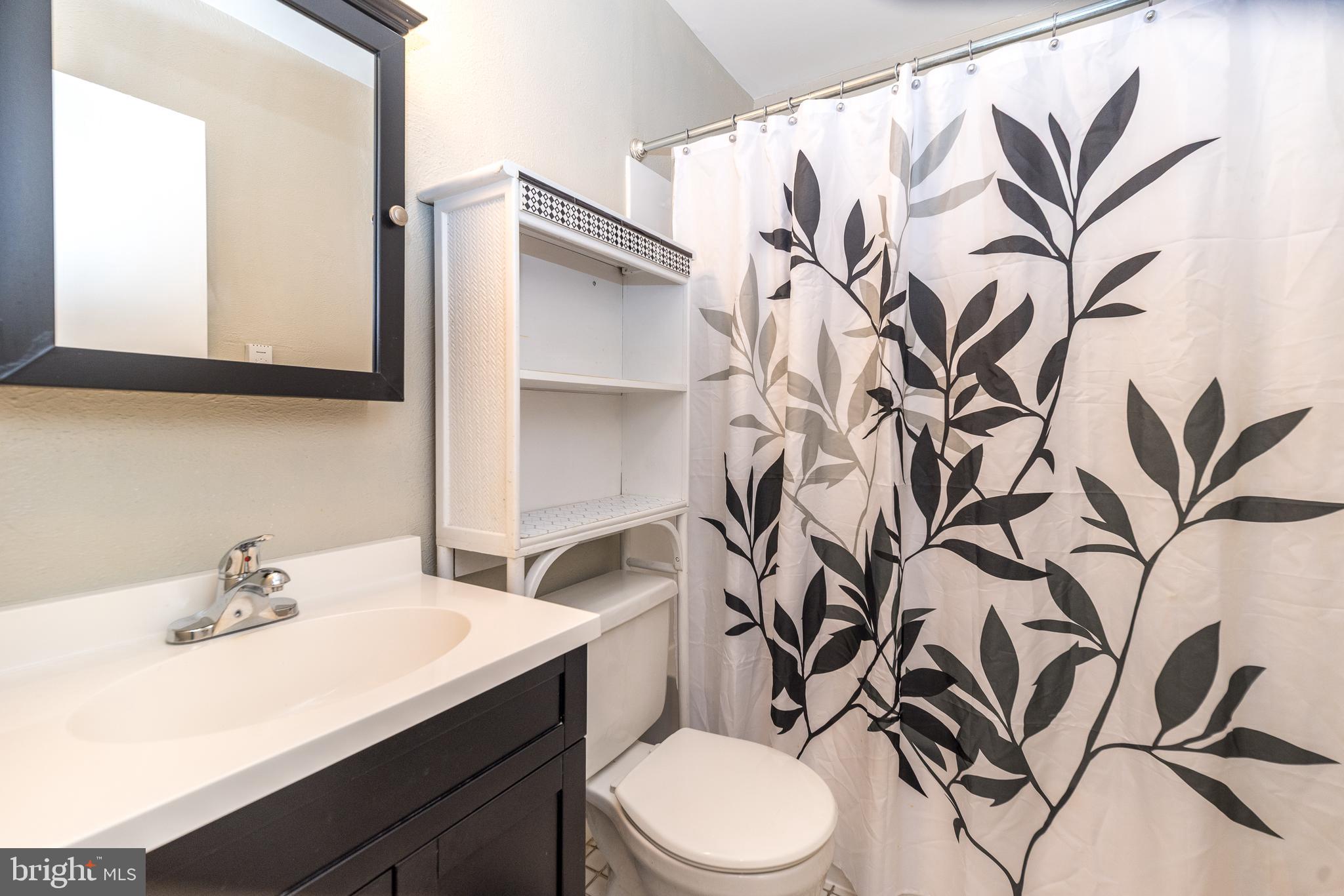 COUNTRYSIDE MDWS - Residential