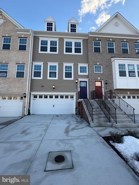 251 SWING ARC CT PIKESVILLE MD 21208