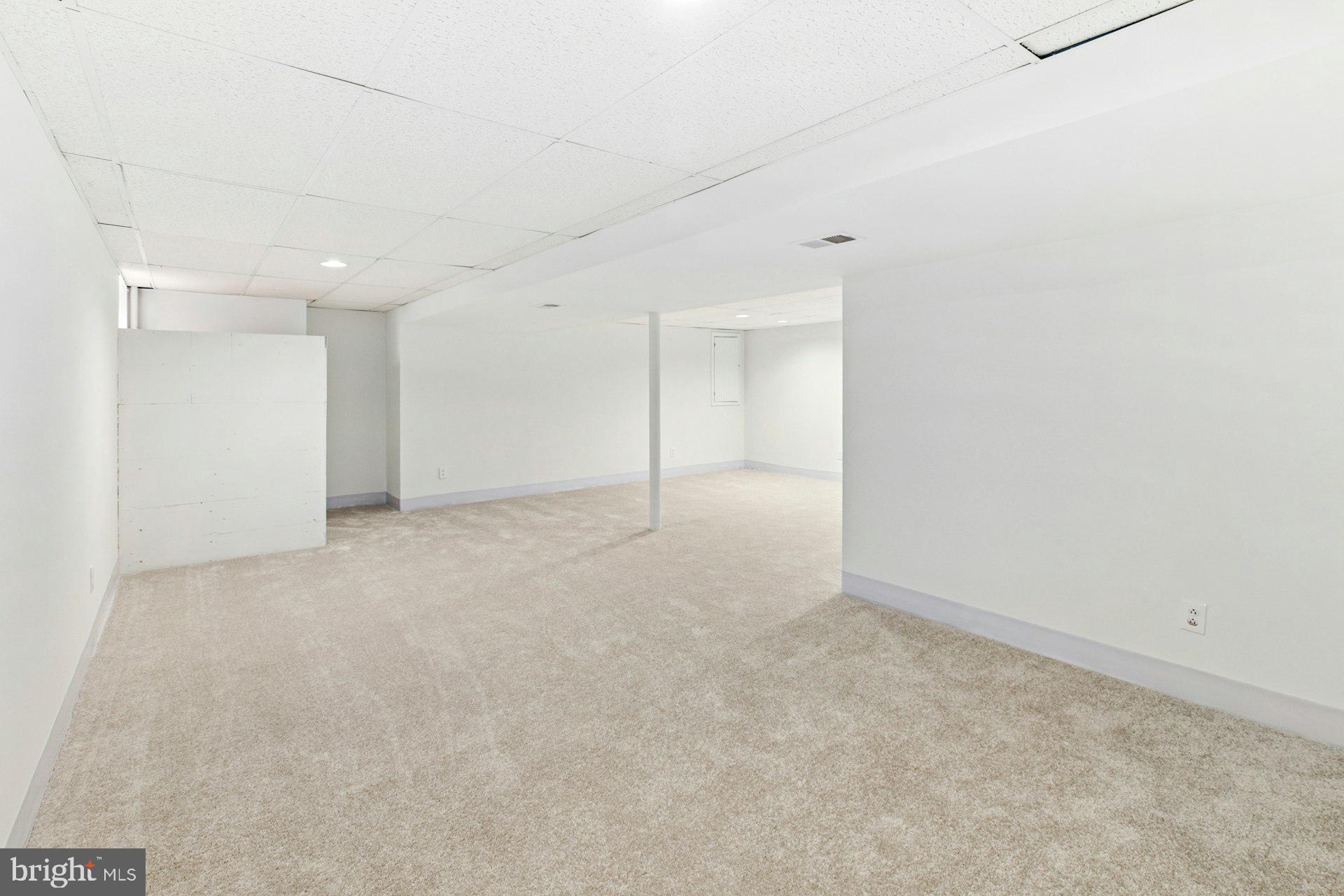 CABIN RUN ESTS - Residential