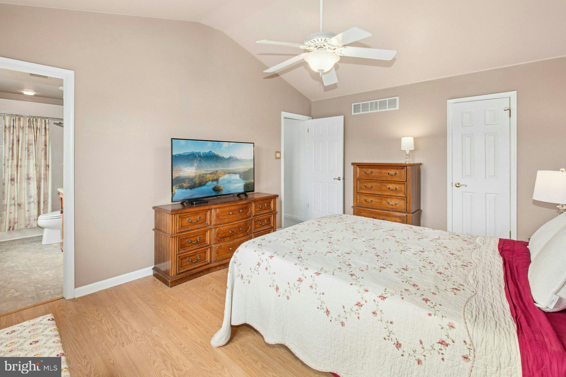 CABIN RUN ESTS - Residential