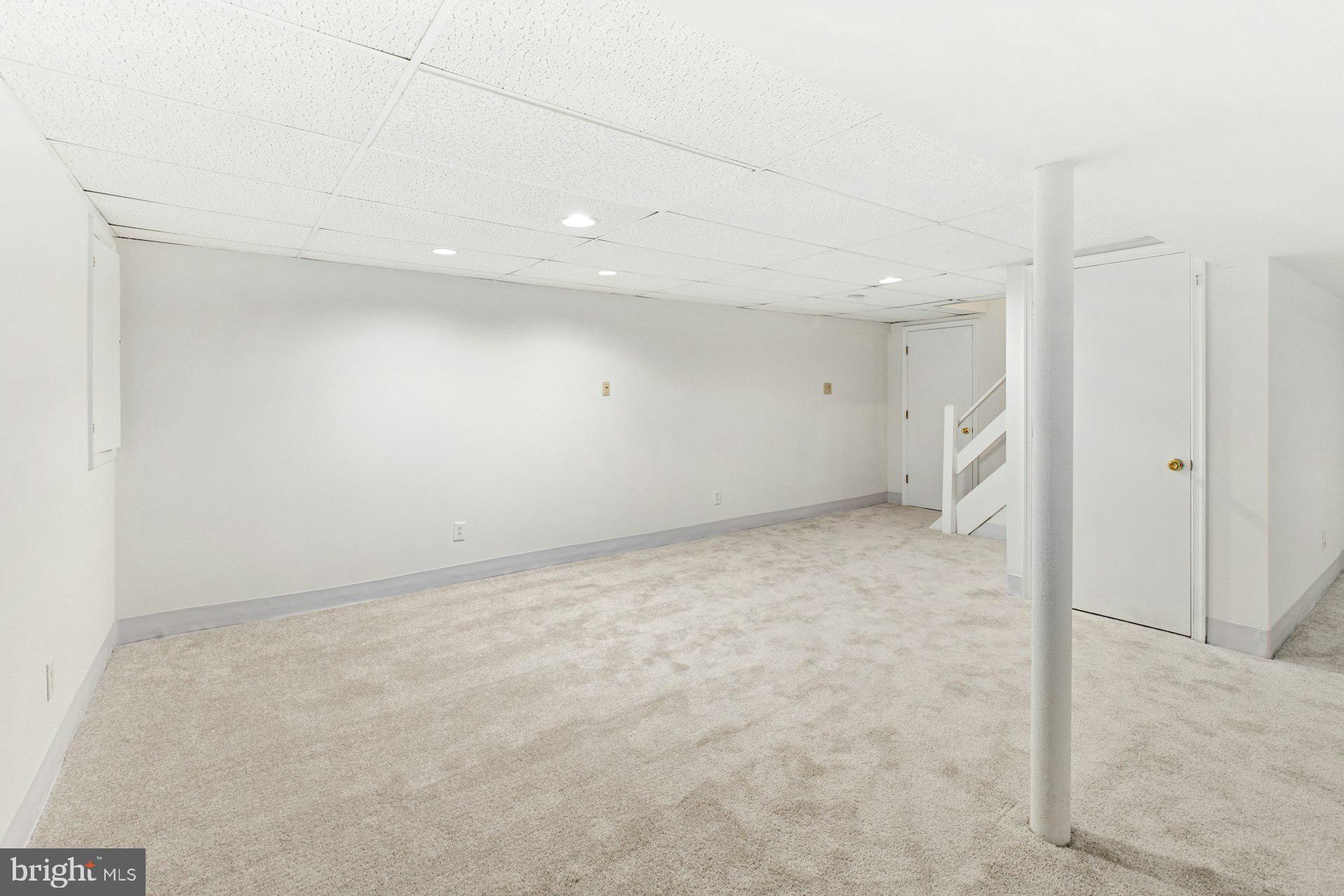 CABIN RUN ESTS - Residential