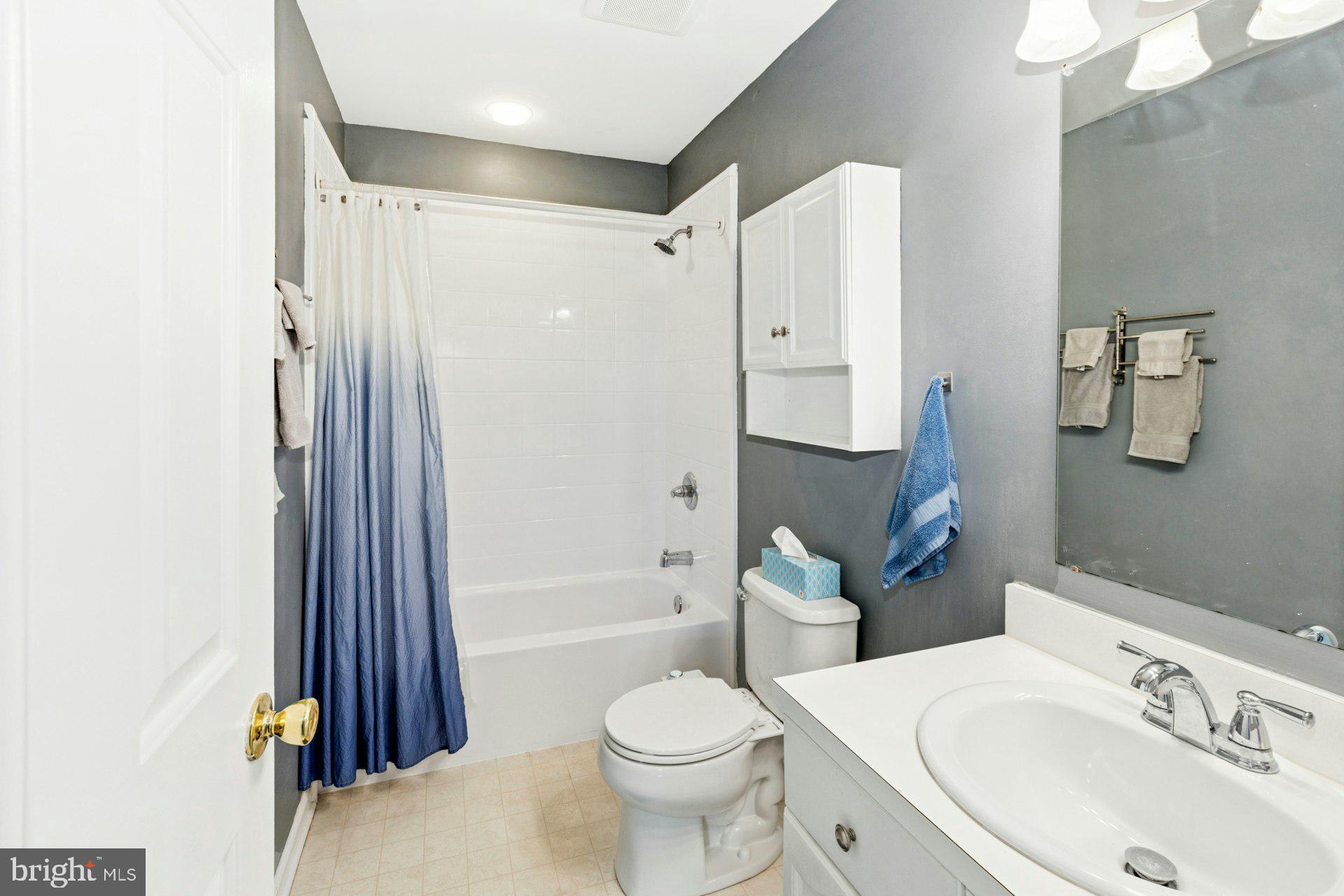 CABIN RUN ESTS - Residential