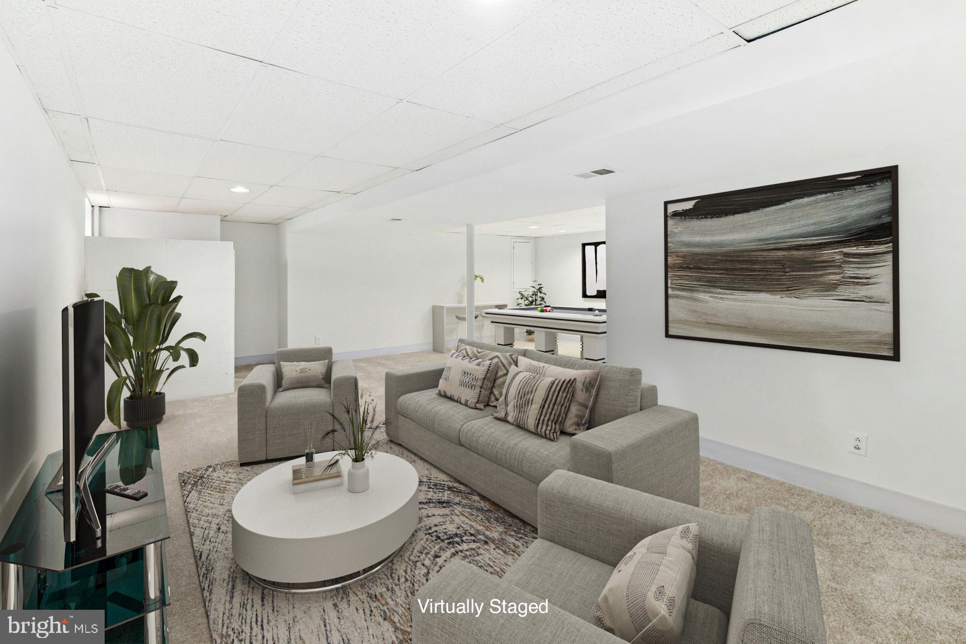 CABIN RUN ESTS - Residential