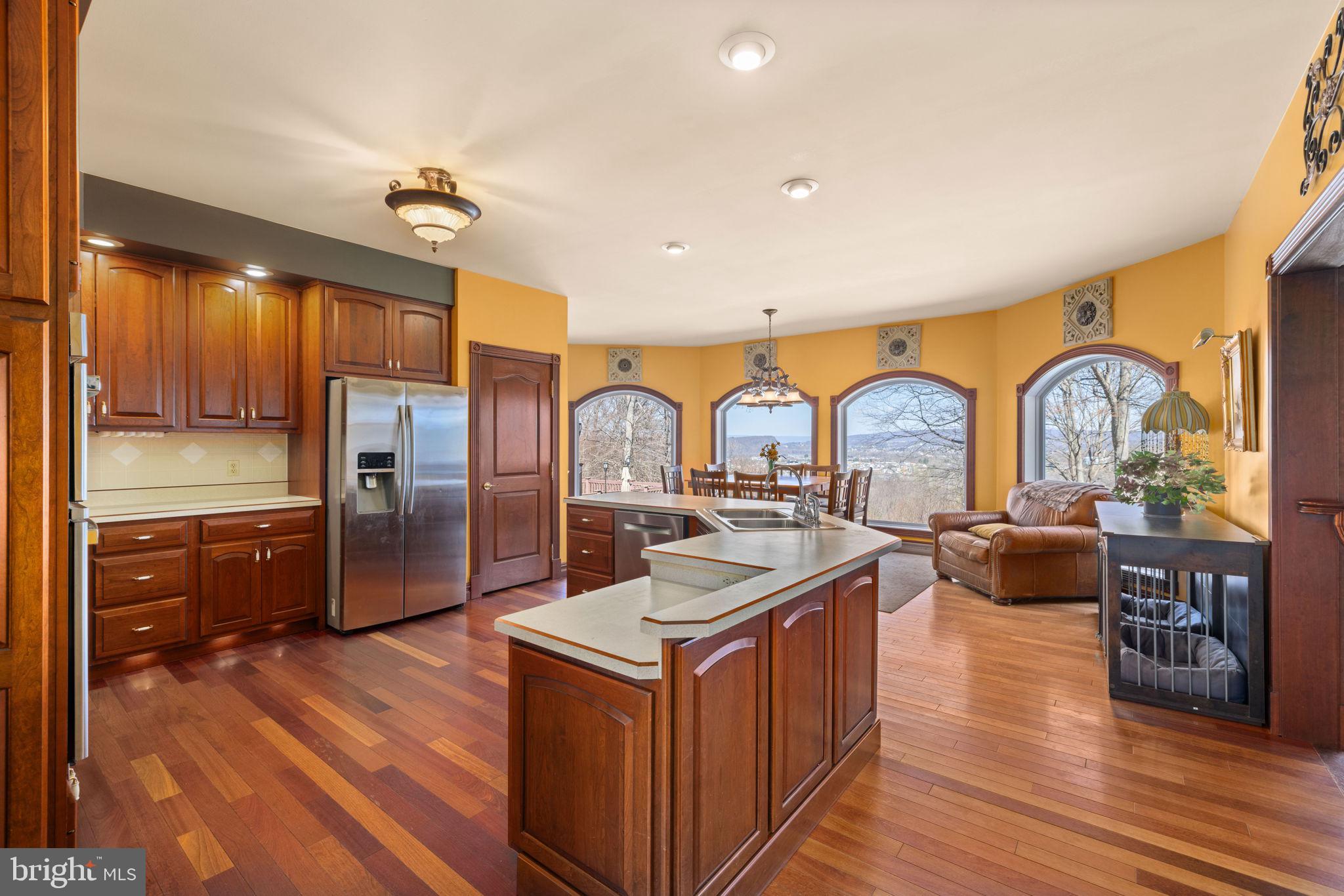 SUNBURY - Residential