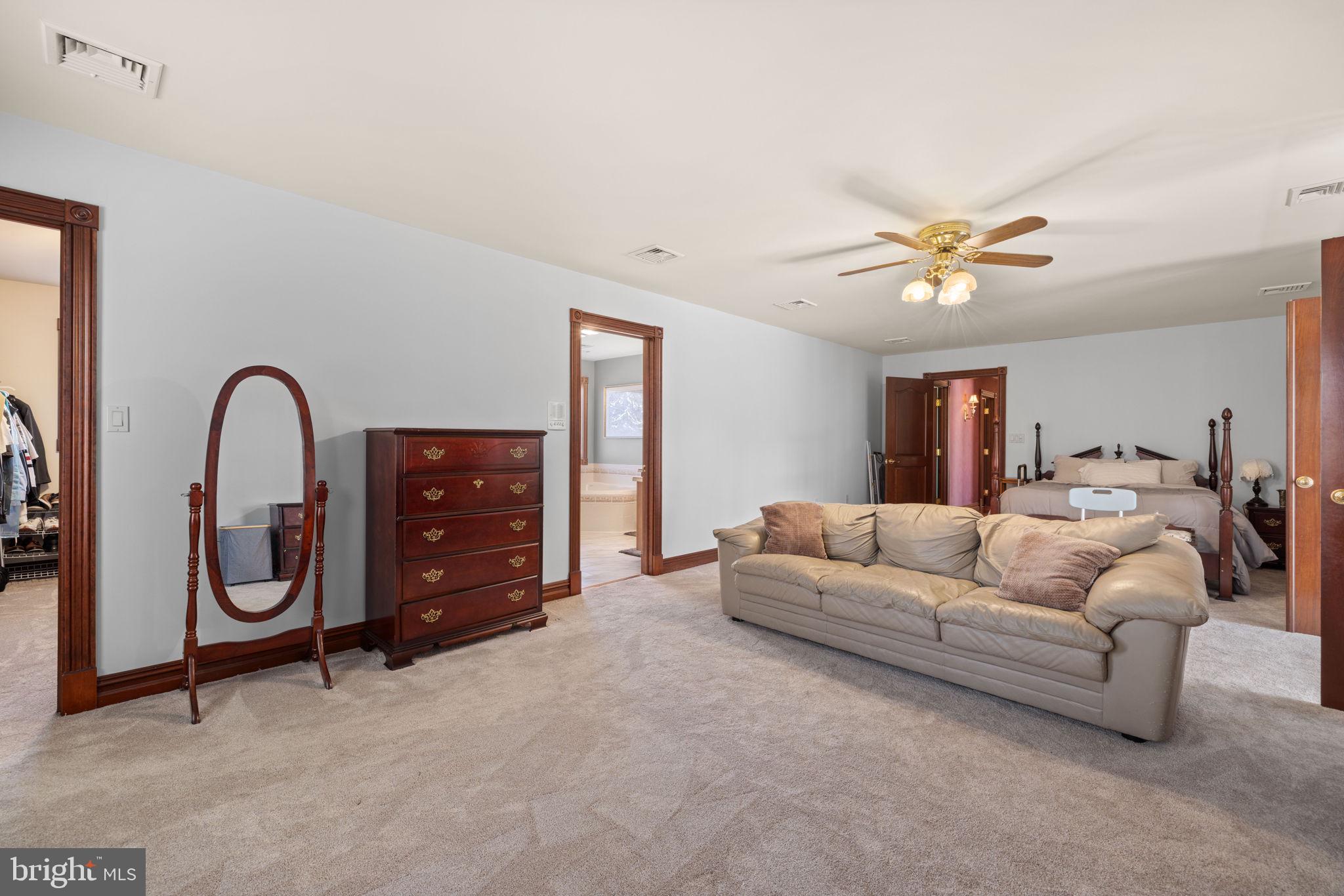 SUNBURY - Residential