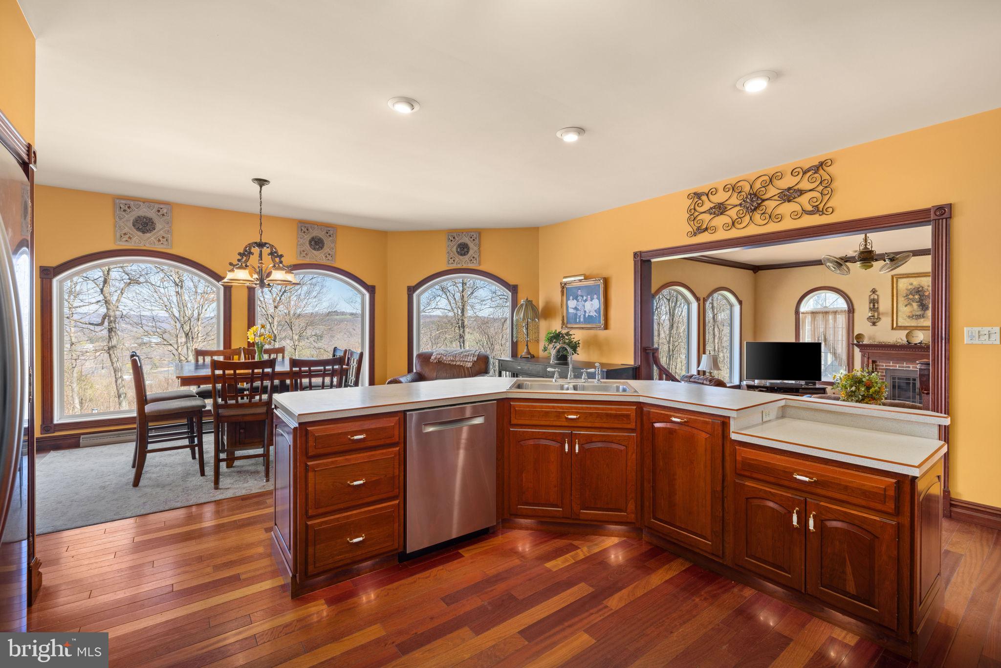 SUNBURY - Residential