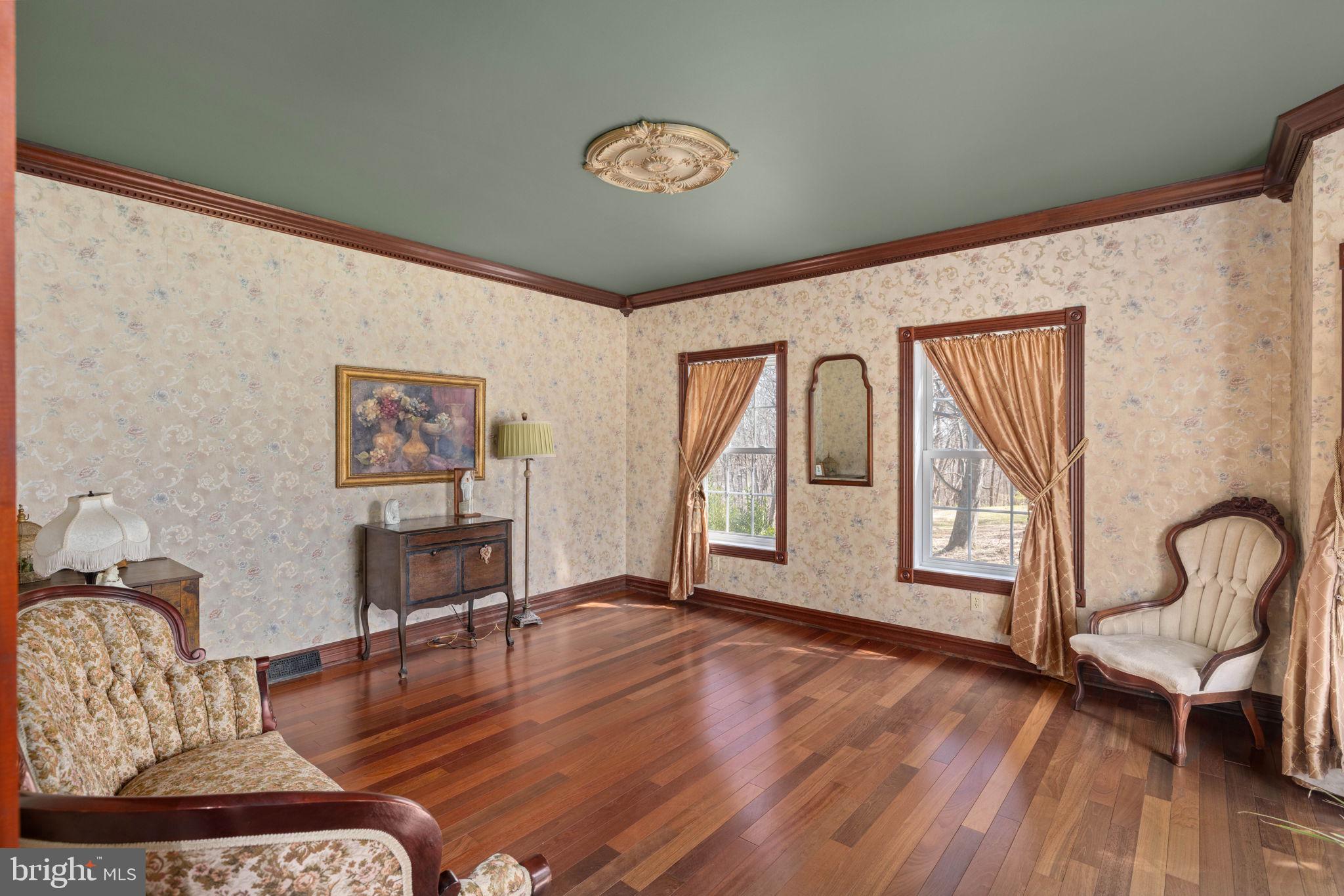 SUNBURY - Residential