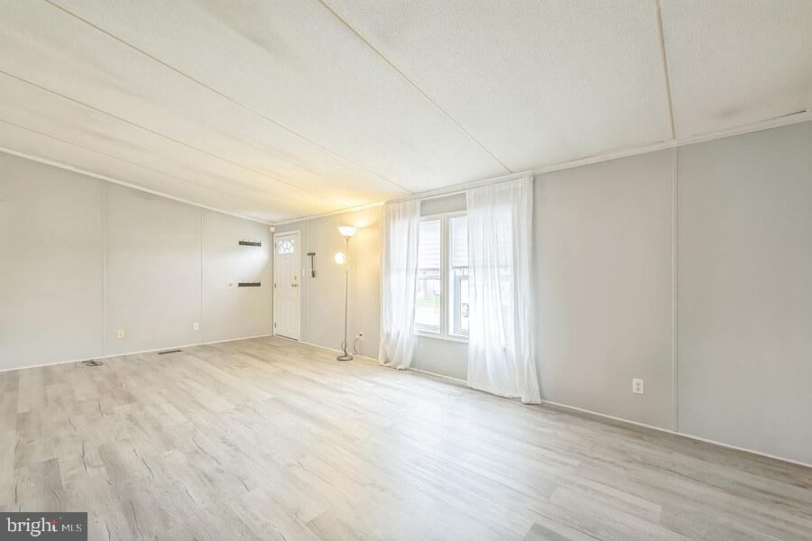 PERSIMMON PARK PL - Residential