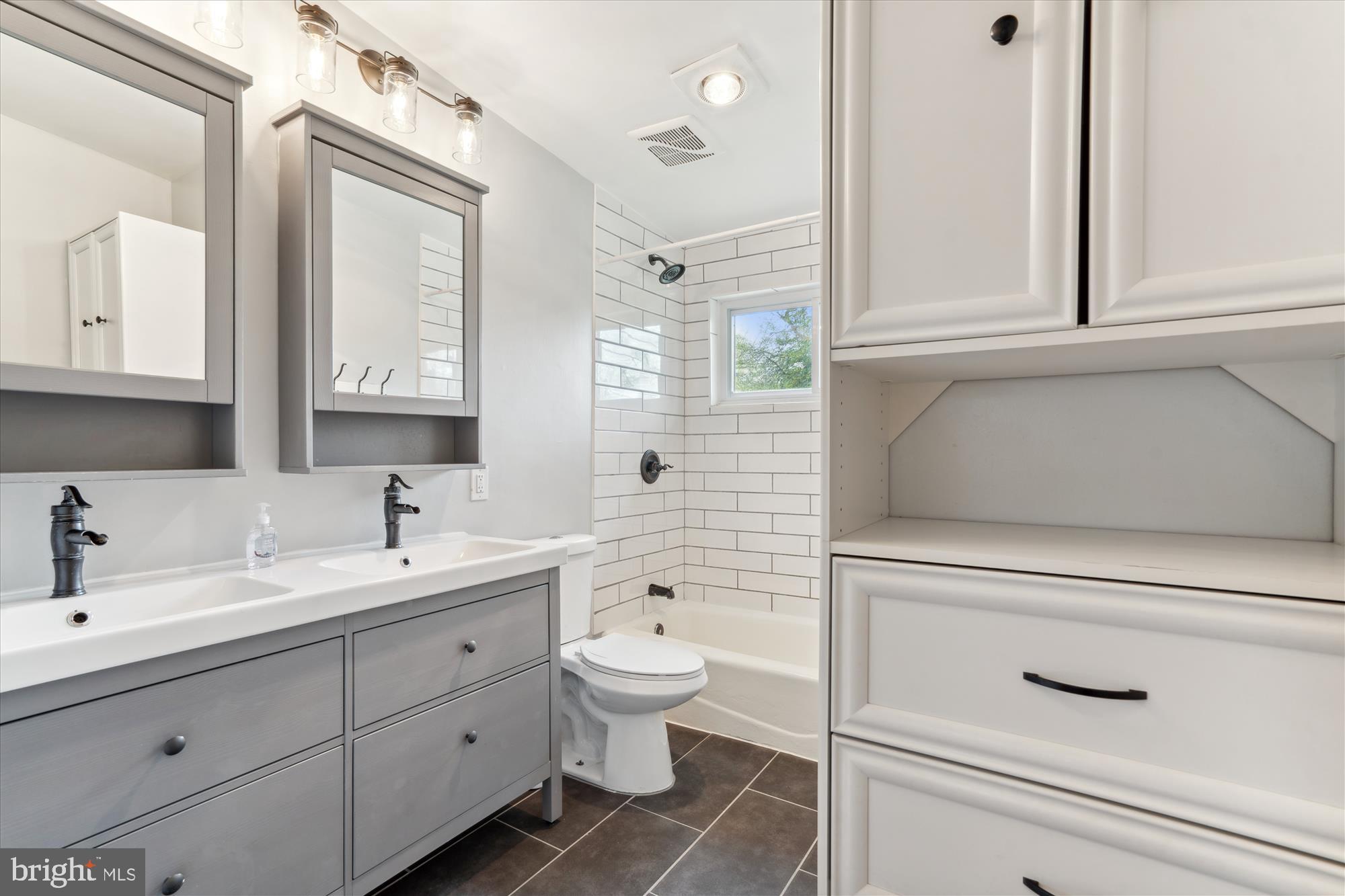 TWINBROOK FOREST - Residential