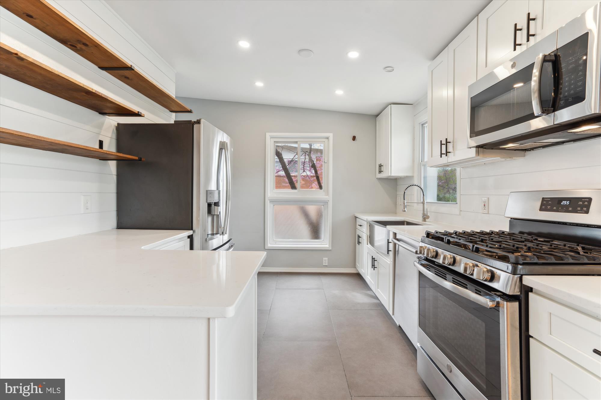 TWINBROOK FOREST - Residential